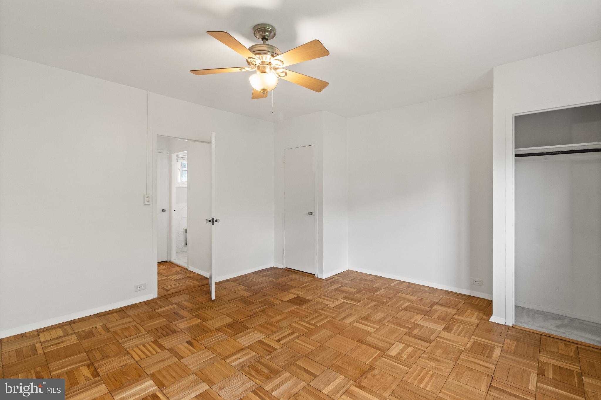 PARKFAIRFAX - Residential Lease