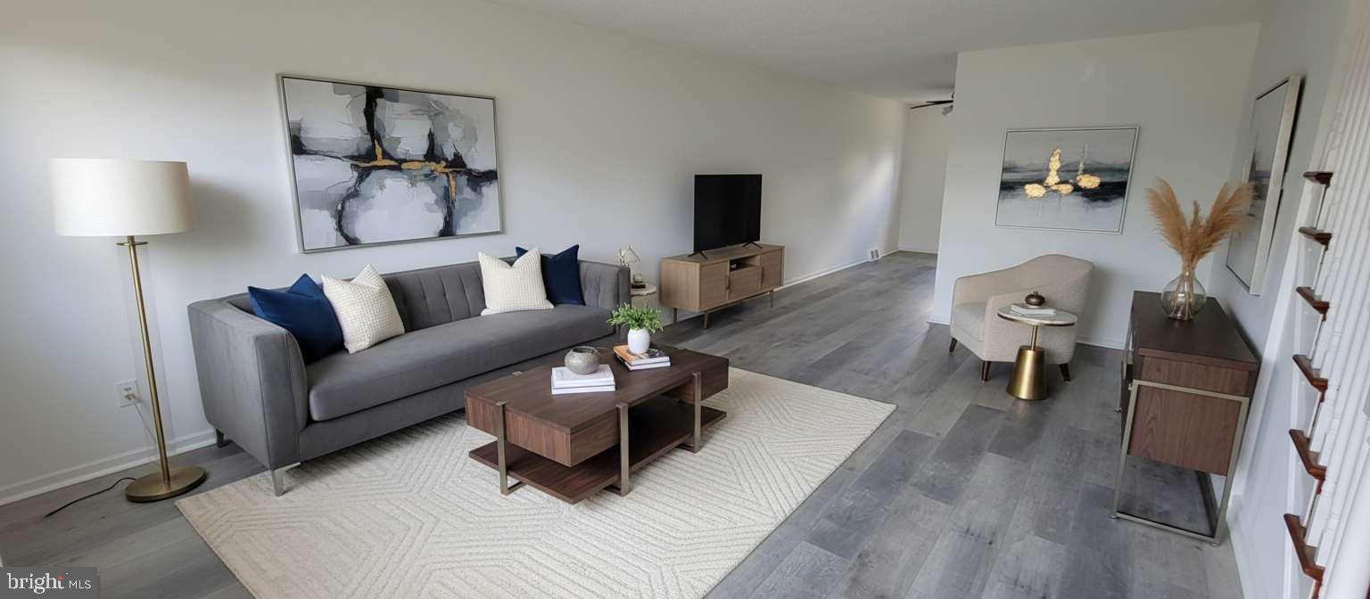 DELMAR VILLAGE - Residential