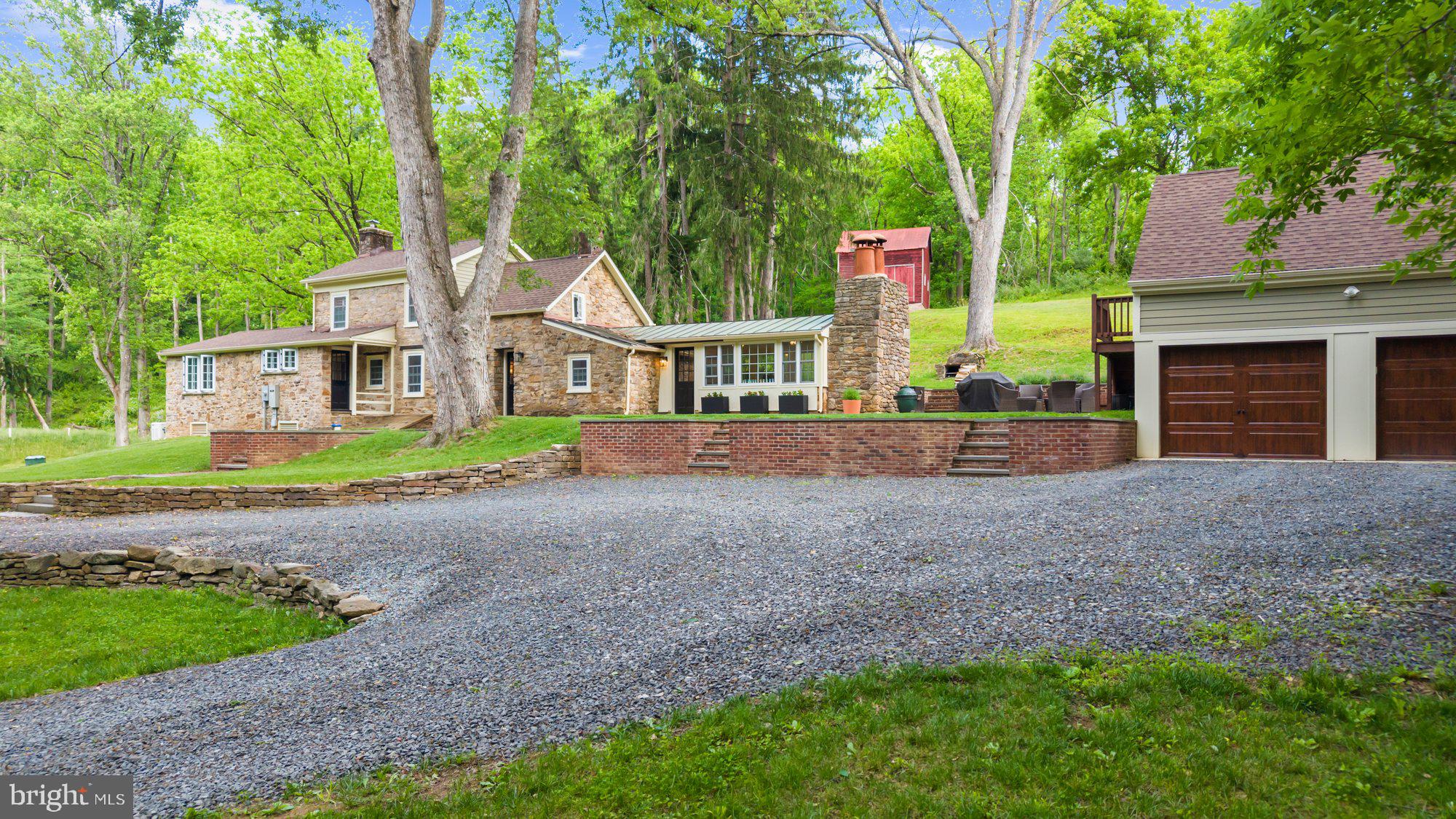37 BROOKVILLE HOLLOW ROAD
