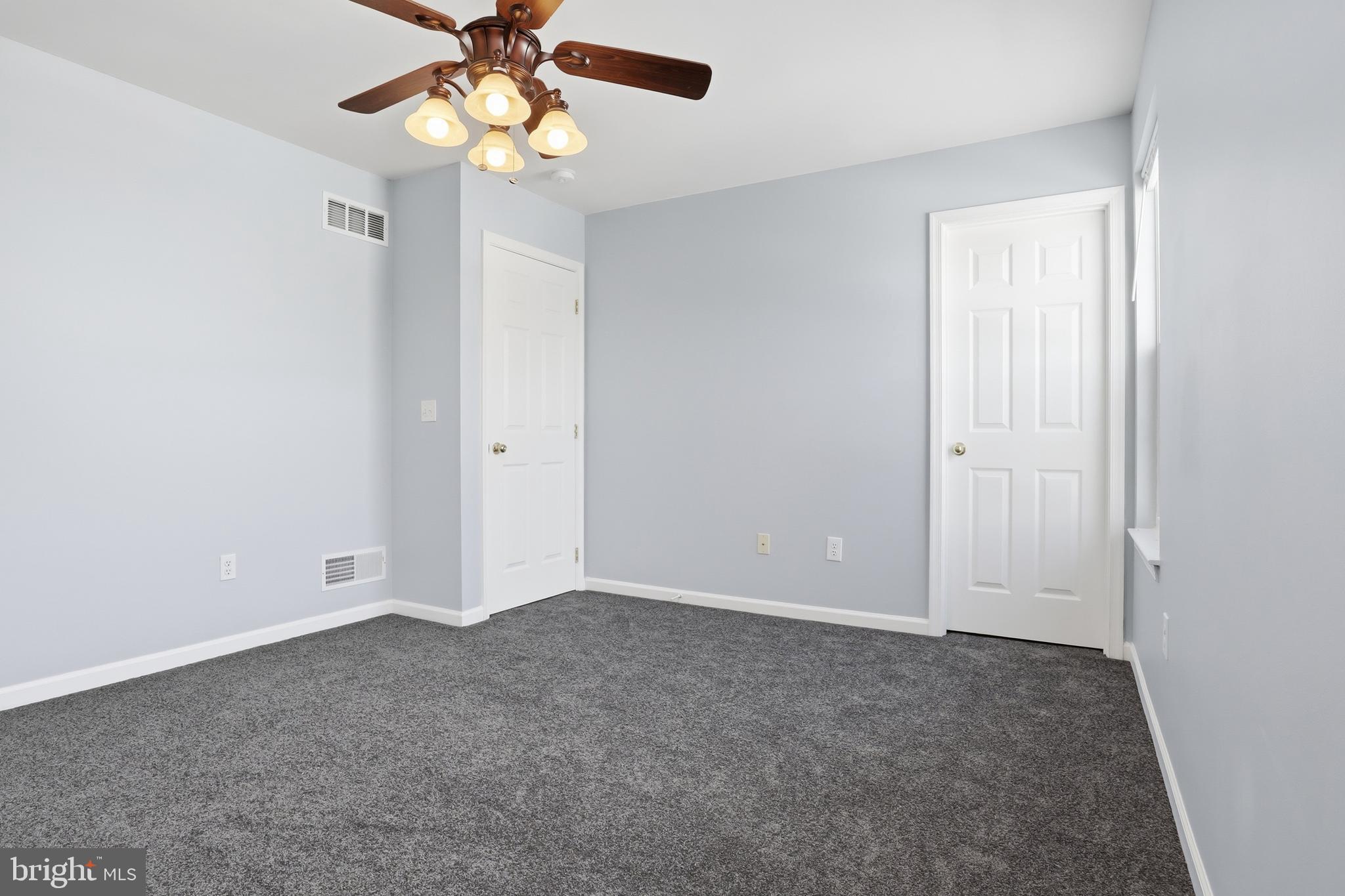 EAST MANCHESTER - Residential