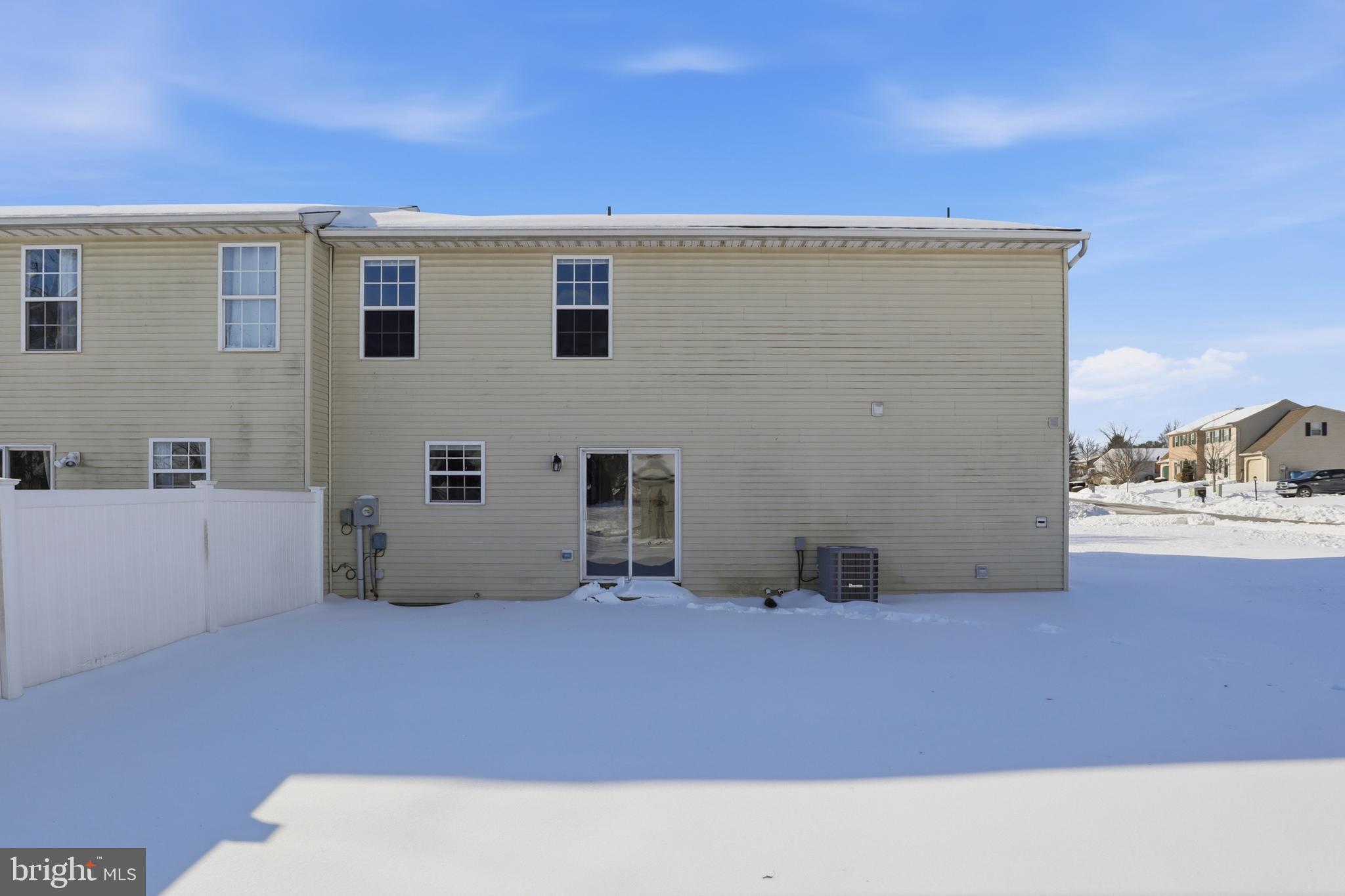 EAST MANCHESTER - Residential