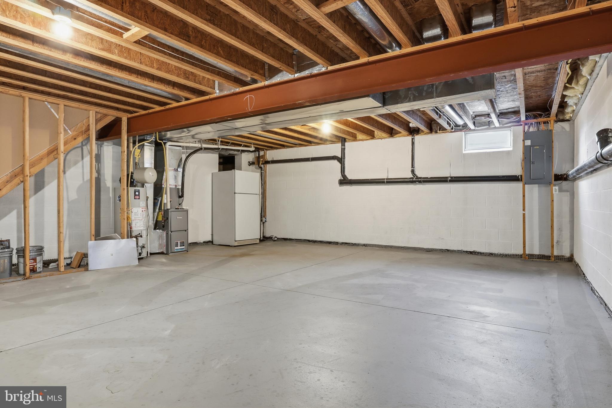 EAST MANCHESTER - Residential