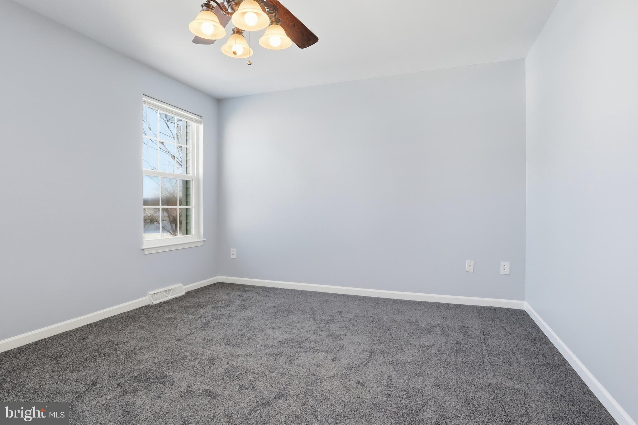 EAST MANCHESTER - Residential