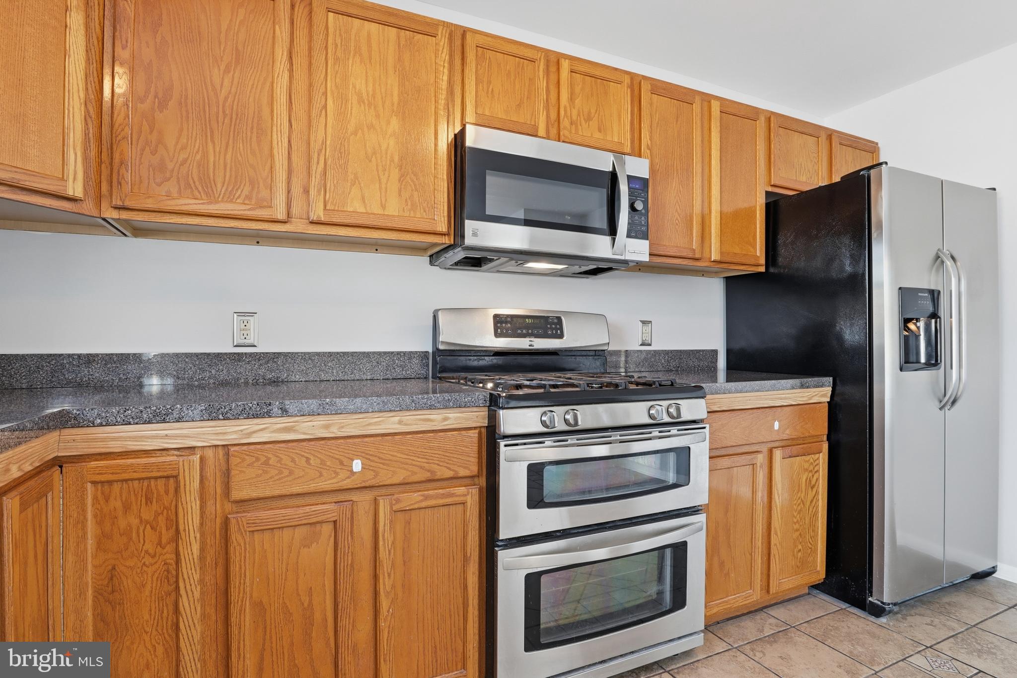 EAST MANCHESTER - Residential