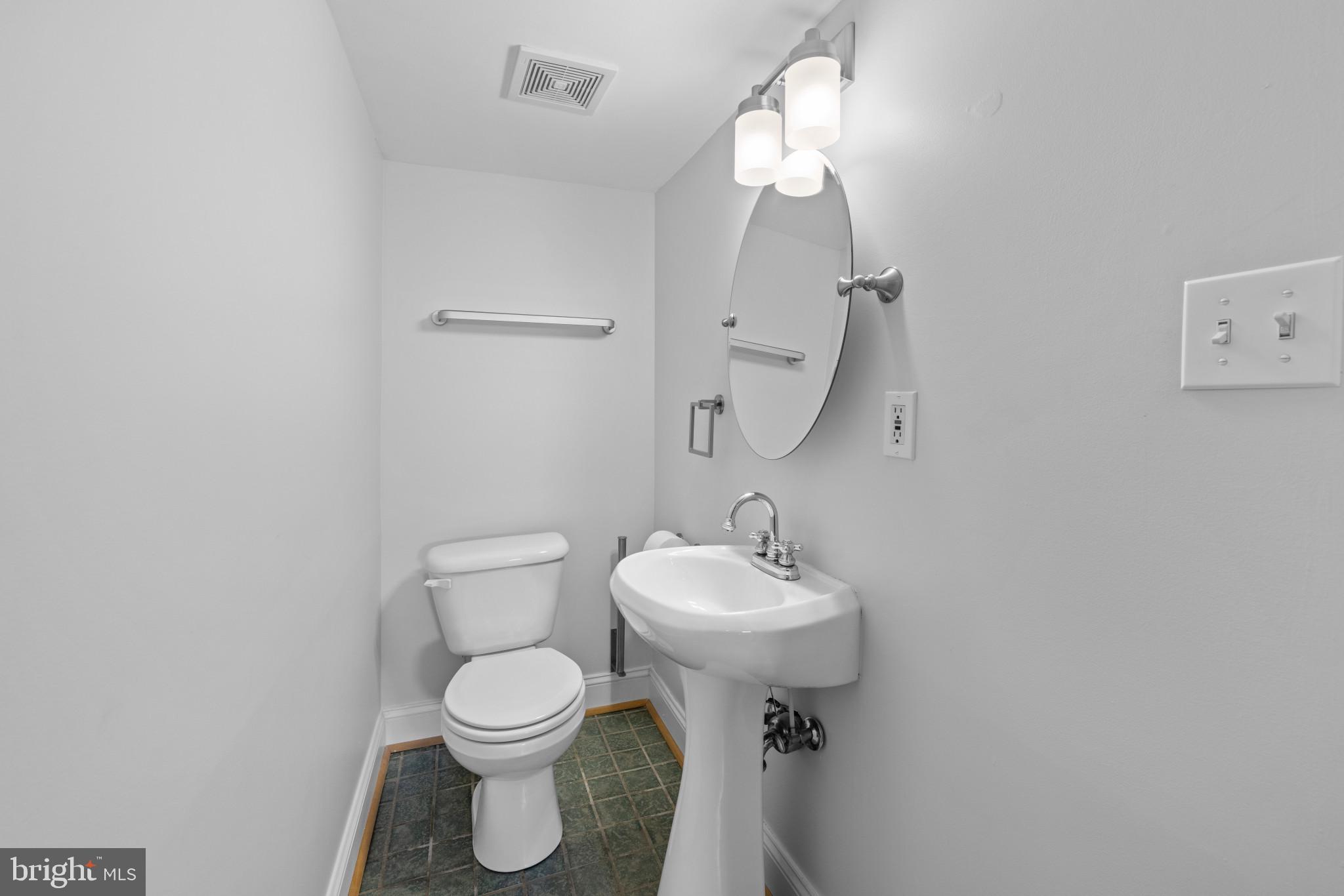 CANTON - Residential Lease