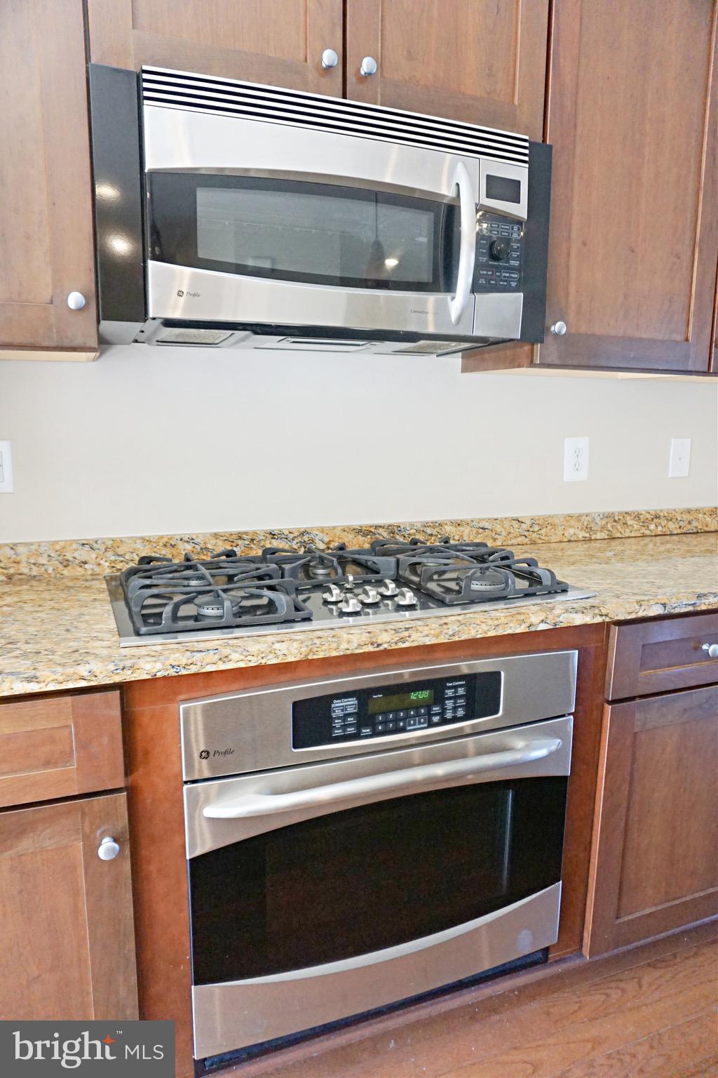 CENTERPOINTE - Residential Lease