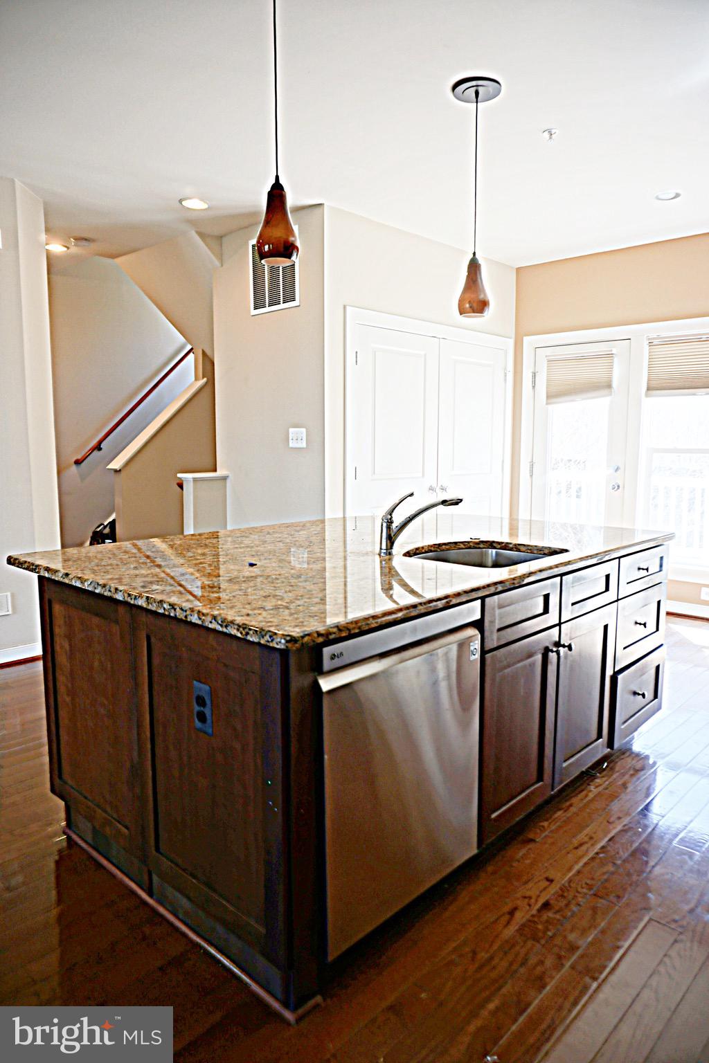 CENTERPOINTE - Residential Lease