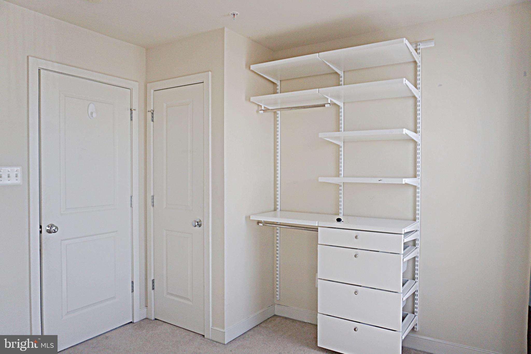 CENTERPOINTE - Residential Lease