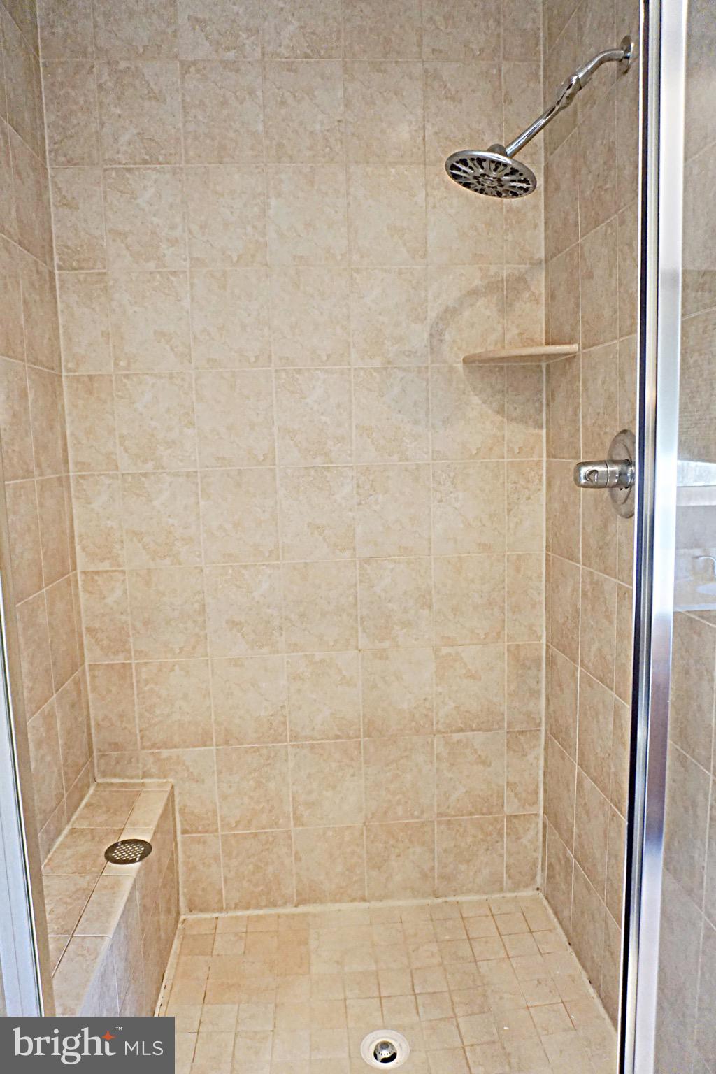 CENTERPOINTE - Residential Lease