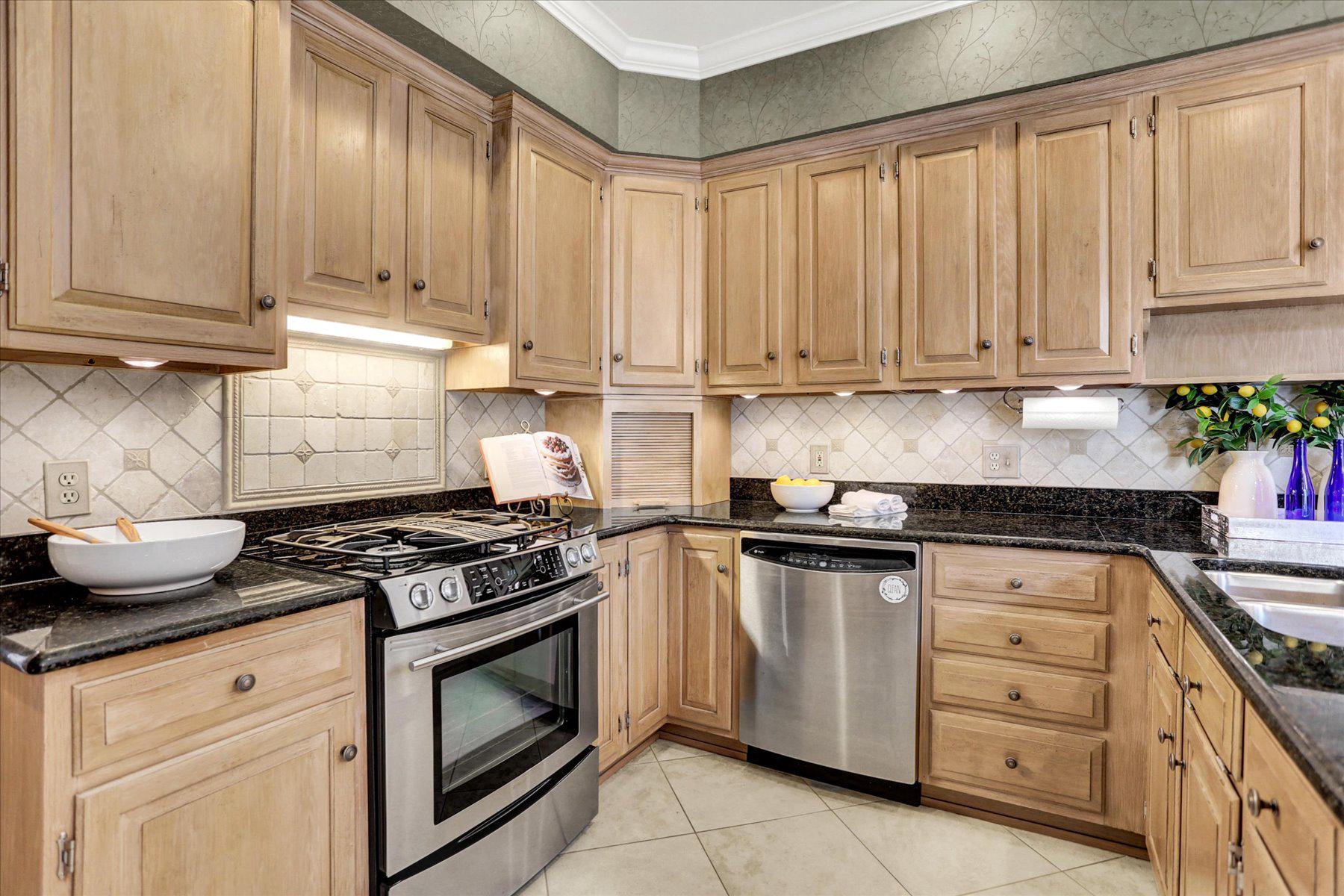 MEADOWVIEW ESTATES - Residential