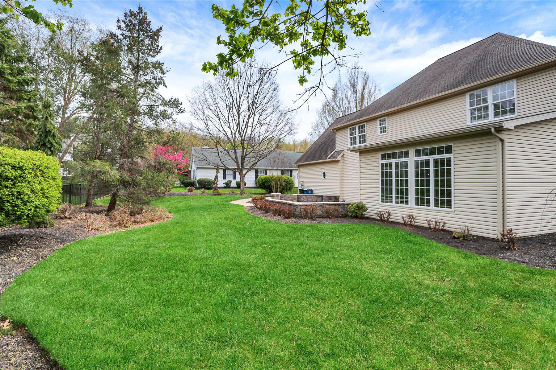 MEADOWVIEW ESTATES - Residential