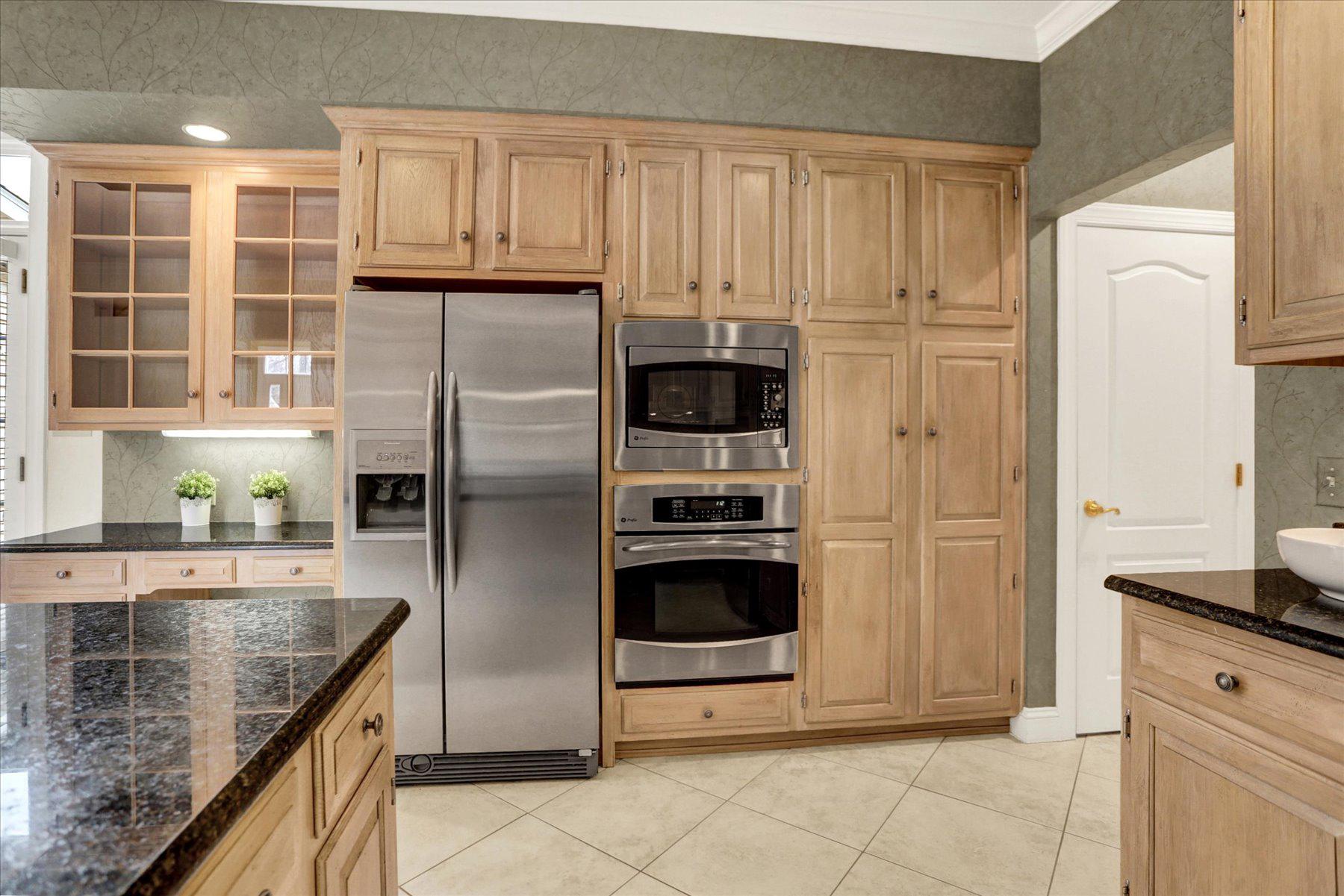 MEADOWVIEW ESTATES - Residential