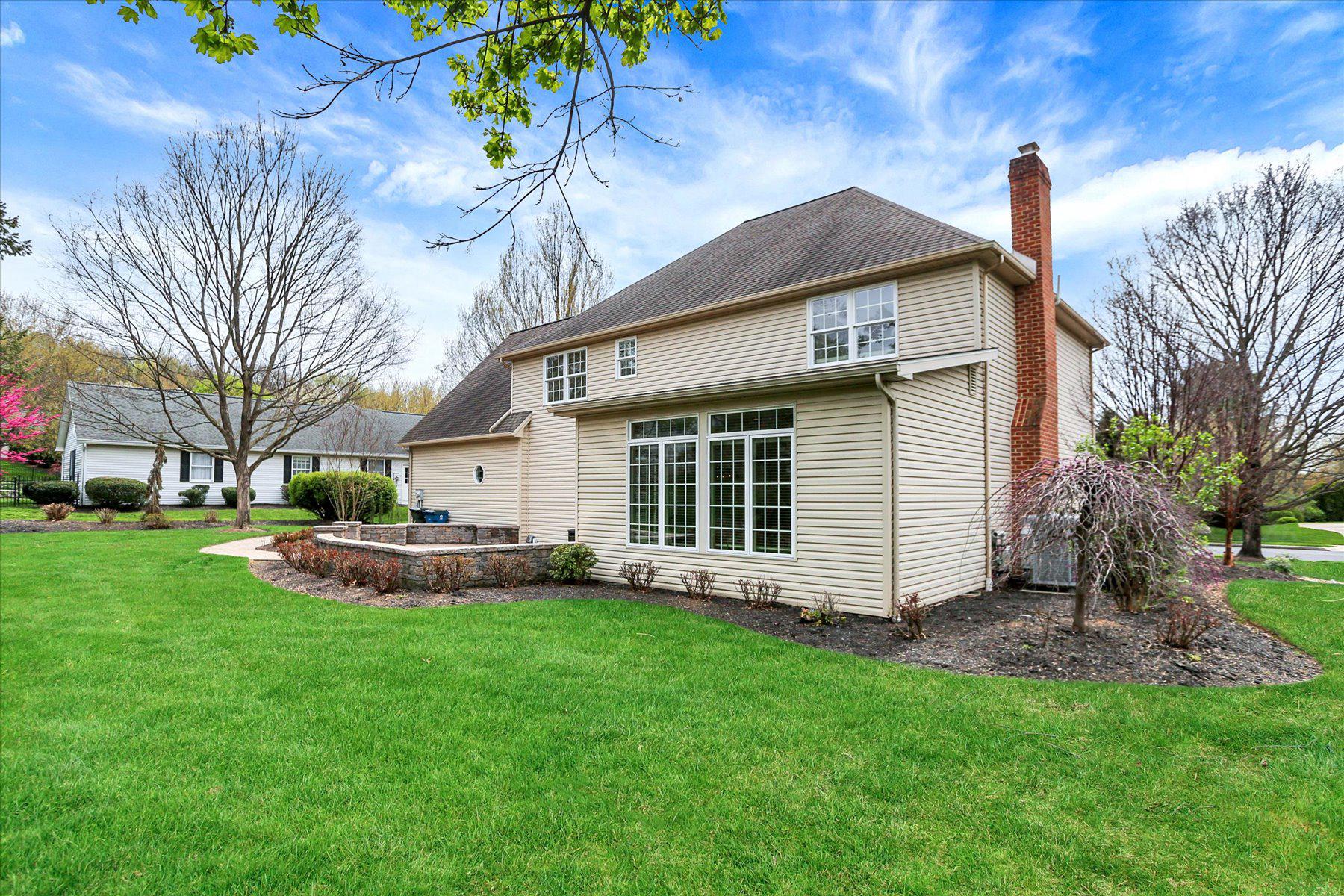 MEADOWVIEW ESTATES - Residential