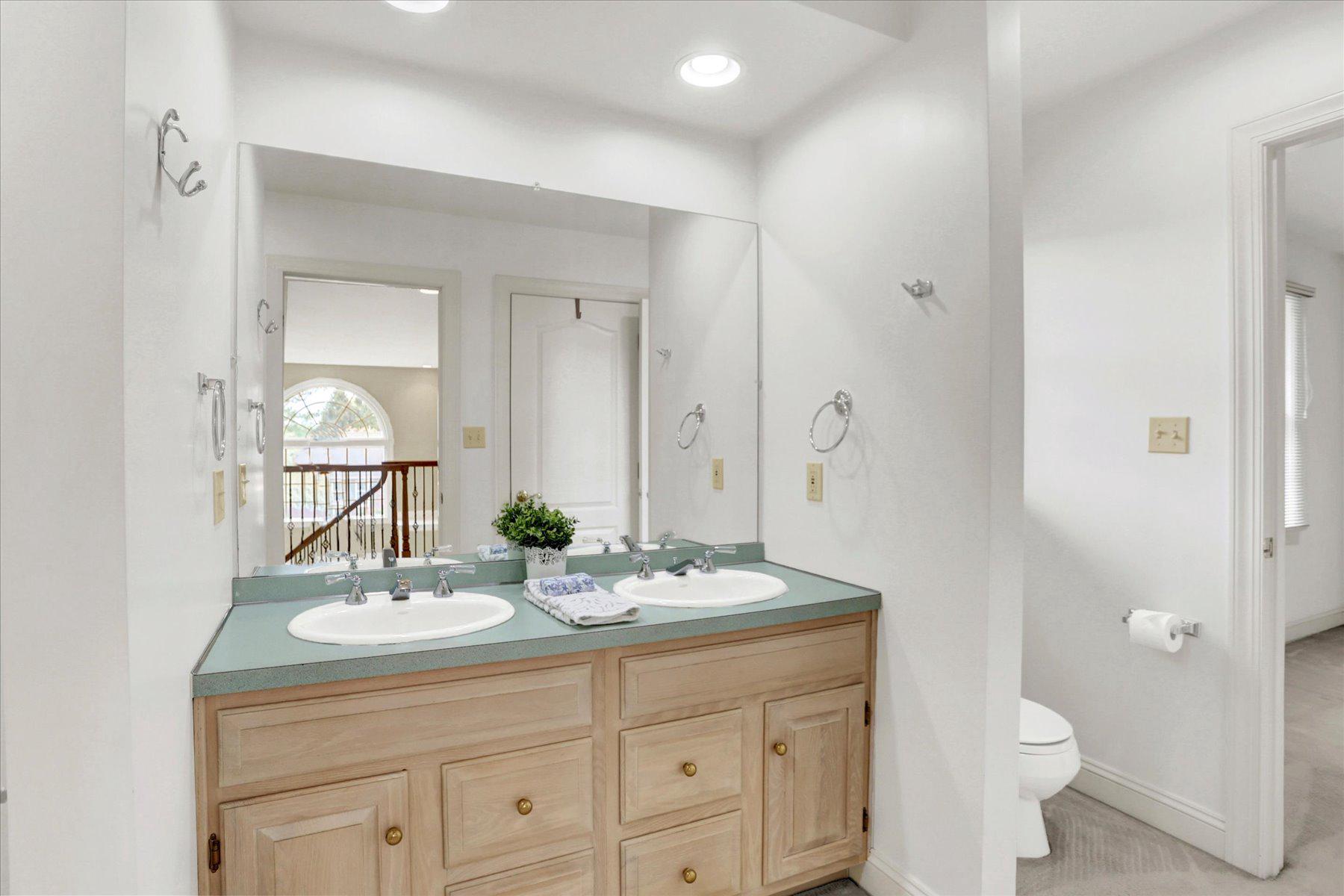 MEADOWVIEW ESTATES - Residential