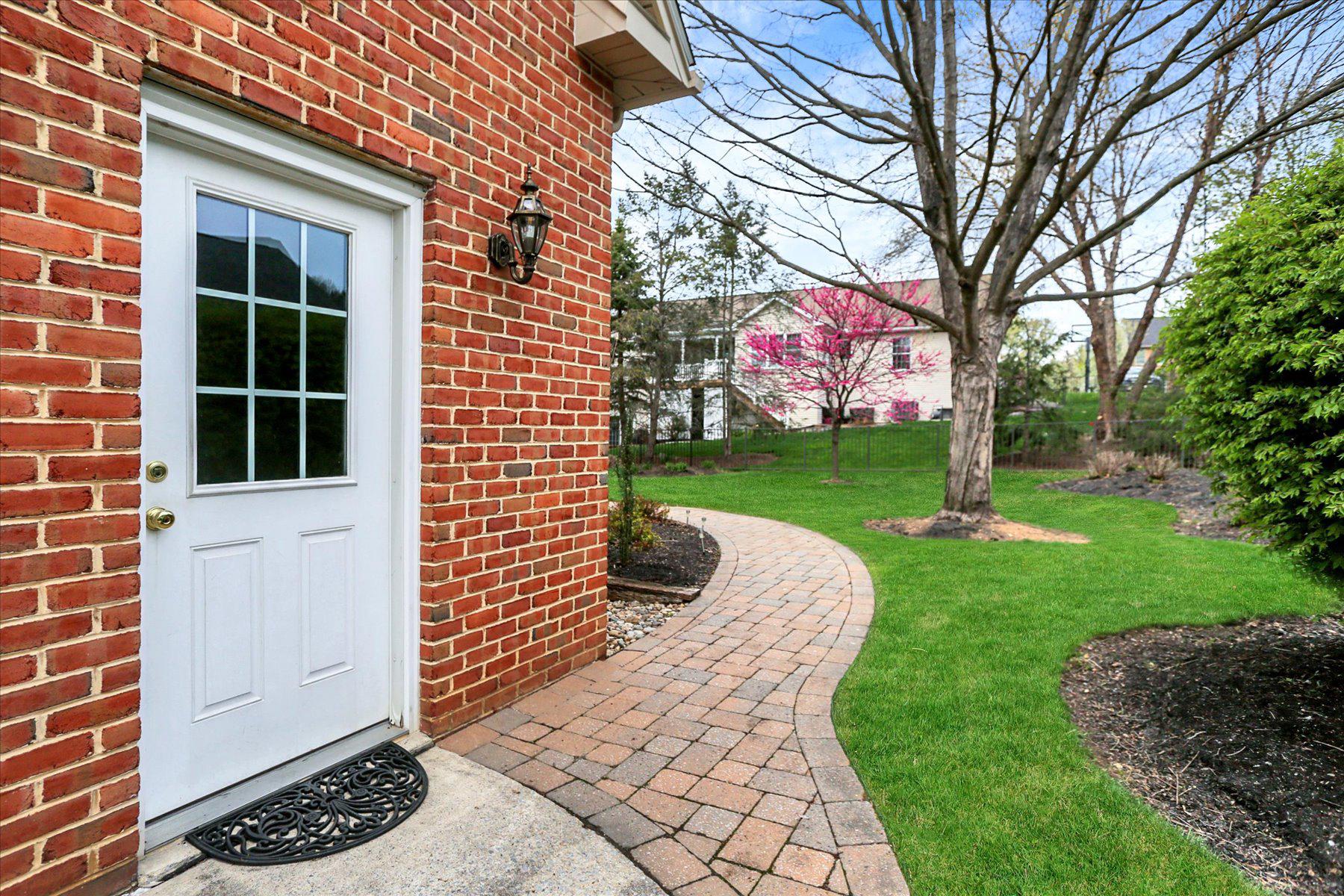 MEADOWVIEW ESTATES - Residential