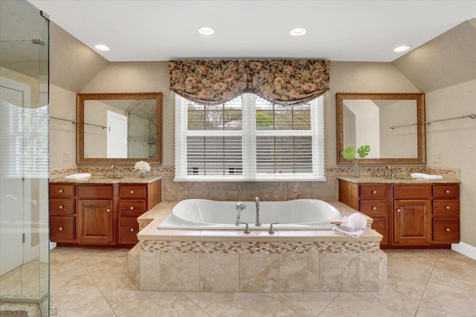 MEADOWVIEW ESTATES - Residential