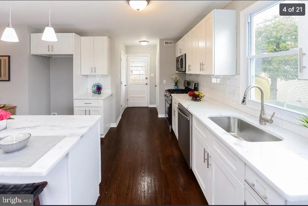 BRIDGEWATER - Residential