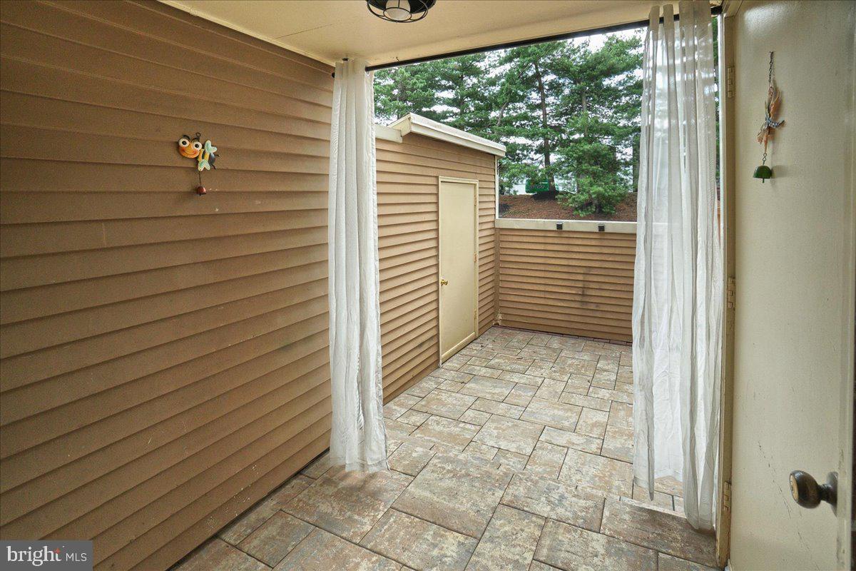 COUNTRYSIDE - Residential