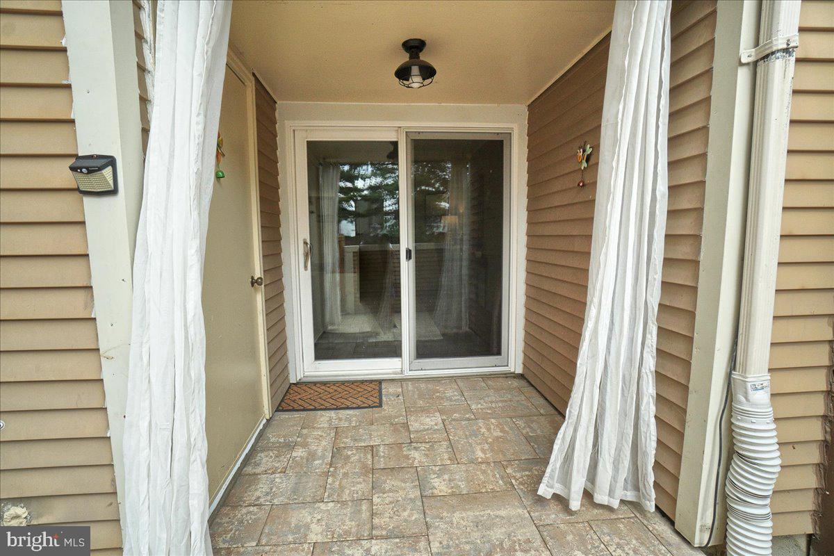 COUNTRYSIDE - Residential