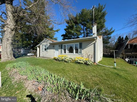 Photo of 245 Oak Road, Mountville, PA 17554 (MLS # PALA2048092)