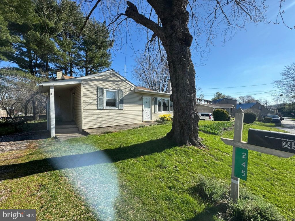 Photo of 245 Oak Road, Mountville, PA 17554 (MLS # PALA2048092)