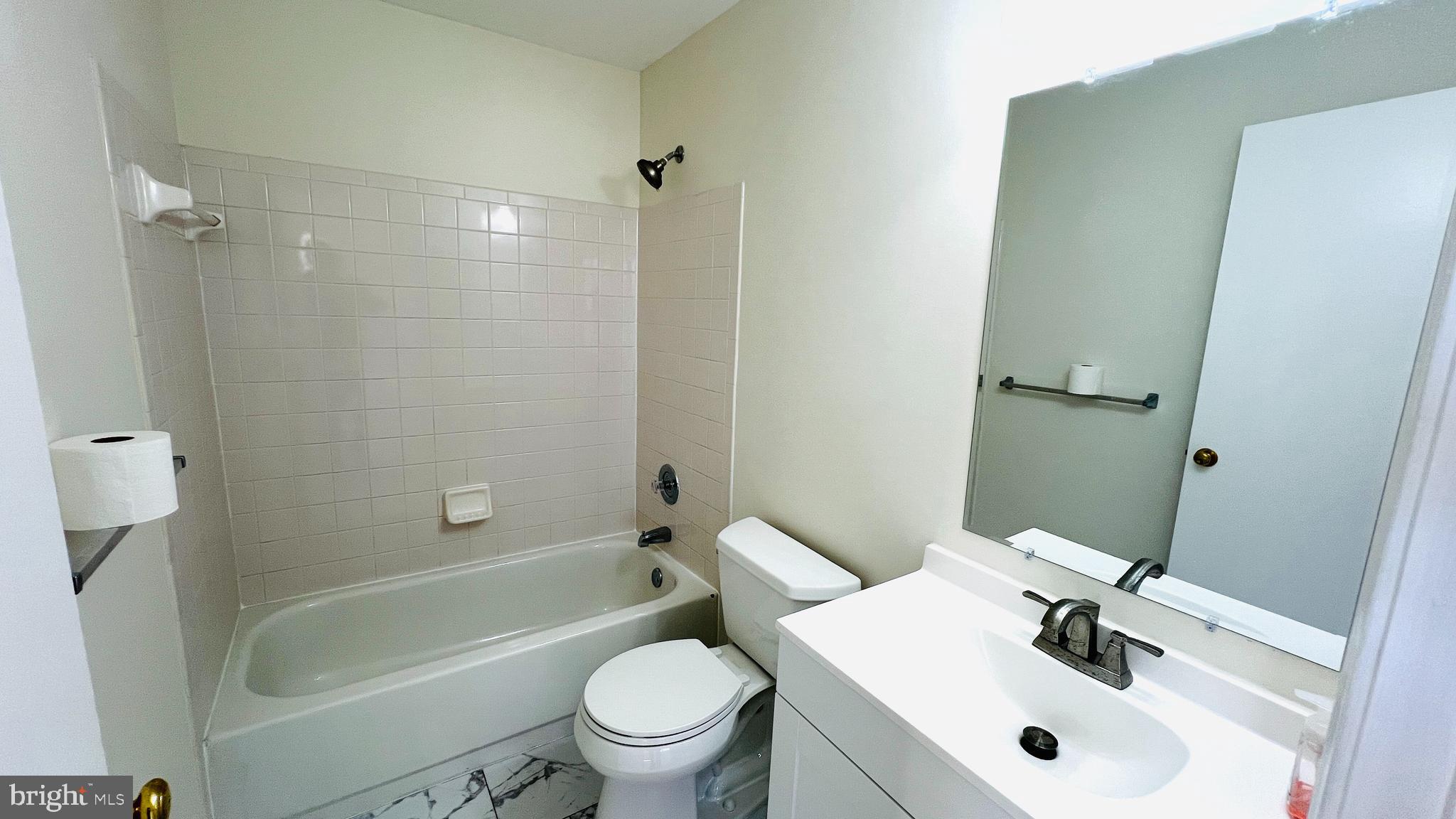 RIVERSTONE CODM - Residential Lease