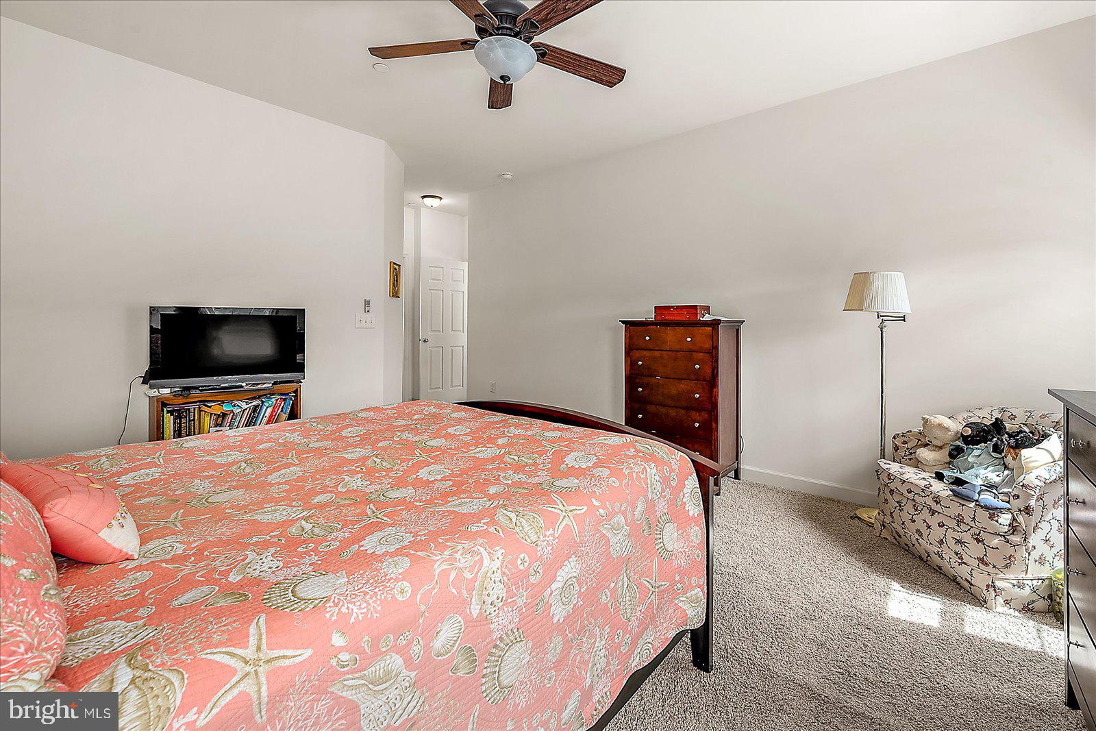 HUNT CLUB SOUTH - Residential