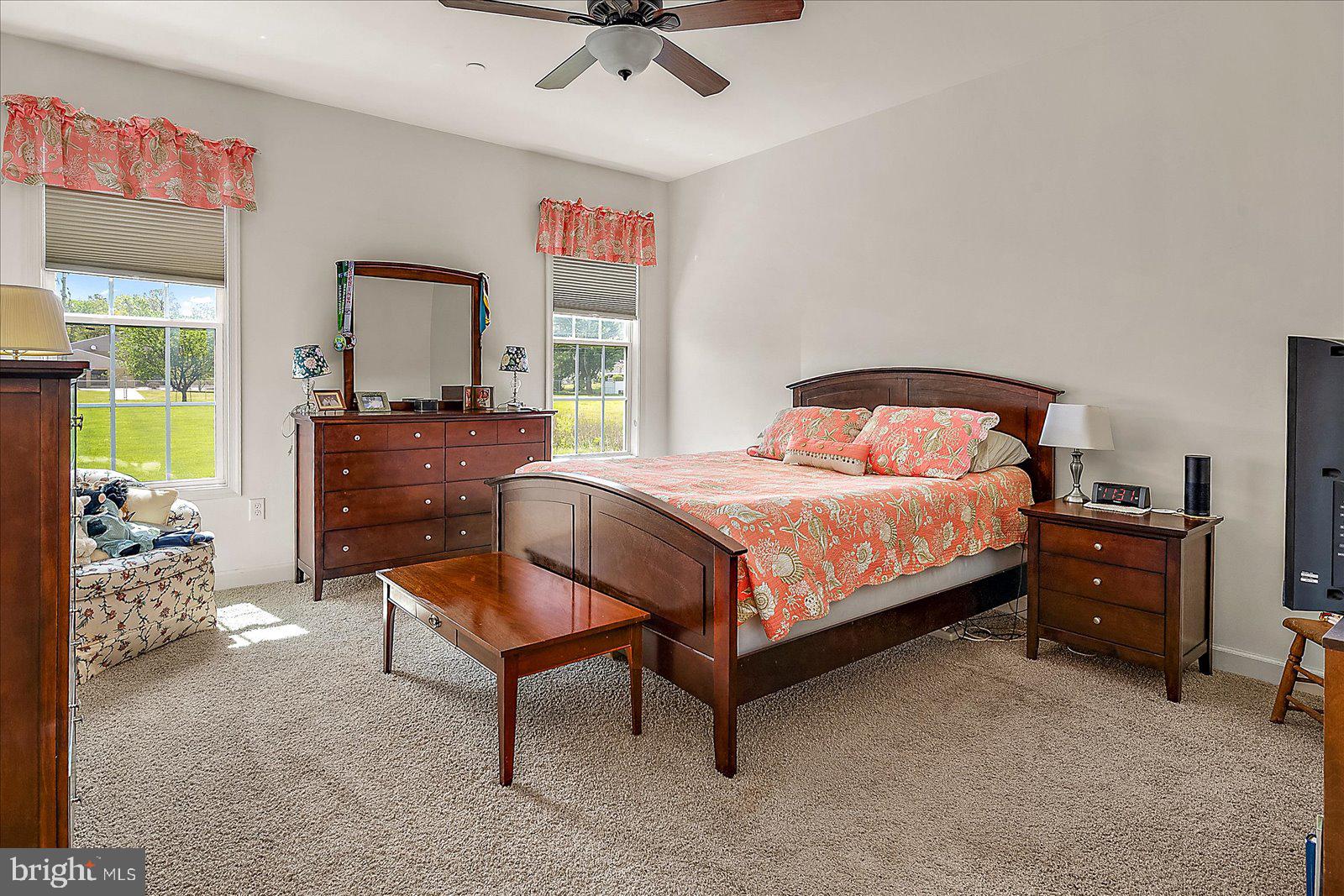 HUNT CLUB SOUTH - Residential