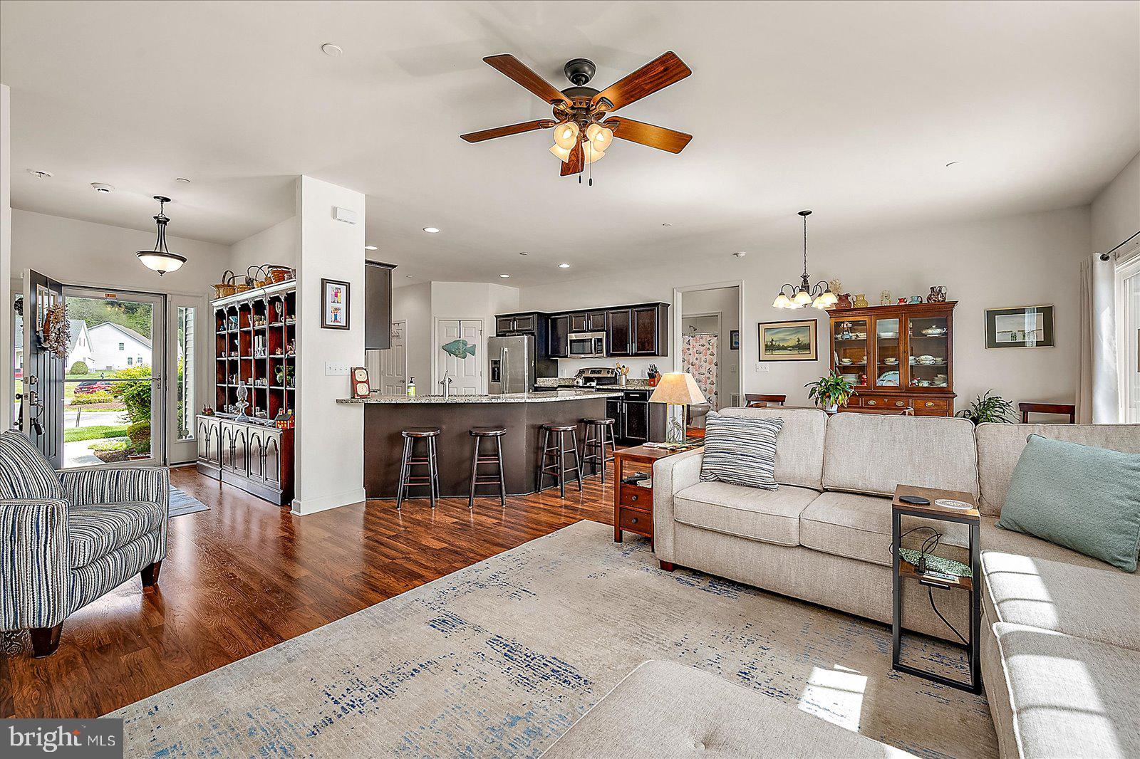 HUNT CLUB SOUTH - Residential