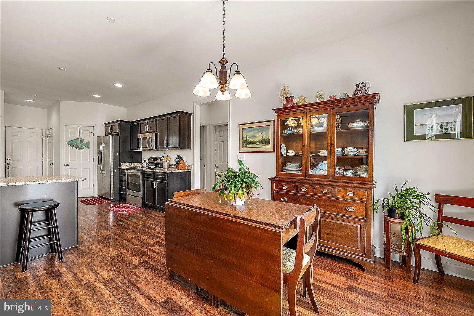 HUNT CLUB SOUTH - Residential