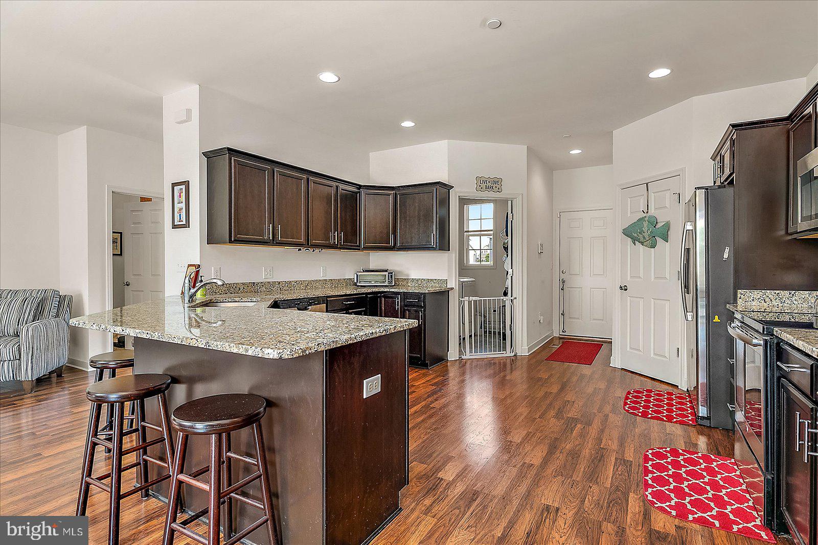 HUNT CLUB SOUTH - Residential