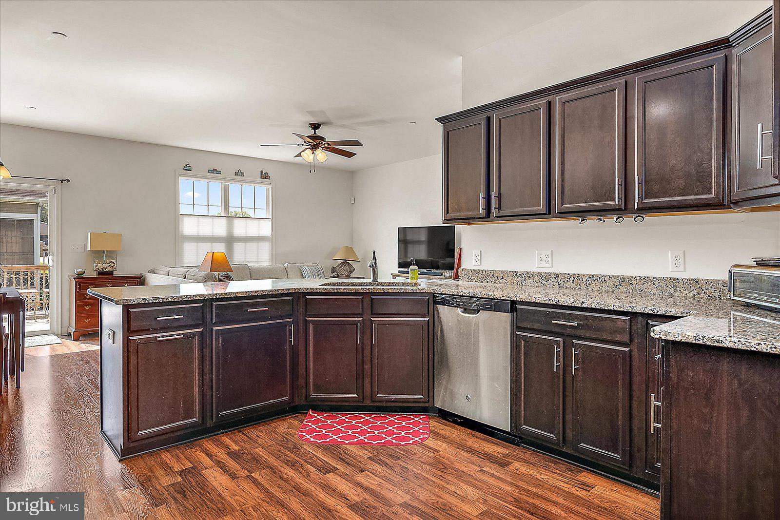 HUNT CLUB SOUTH - Residential