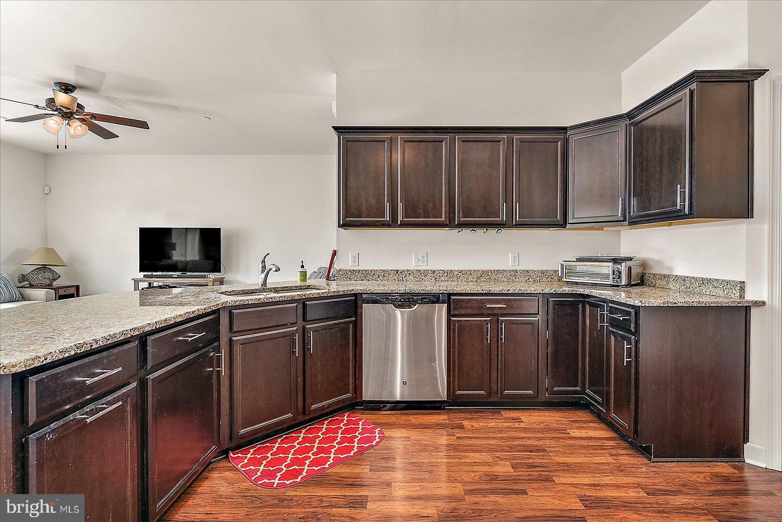 HUNT CLUB SOUTH - Residential