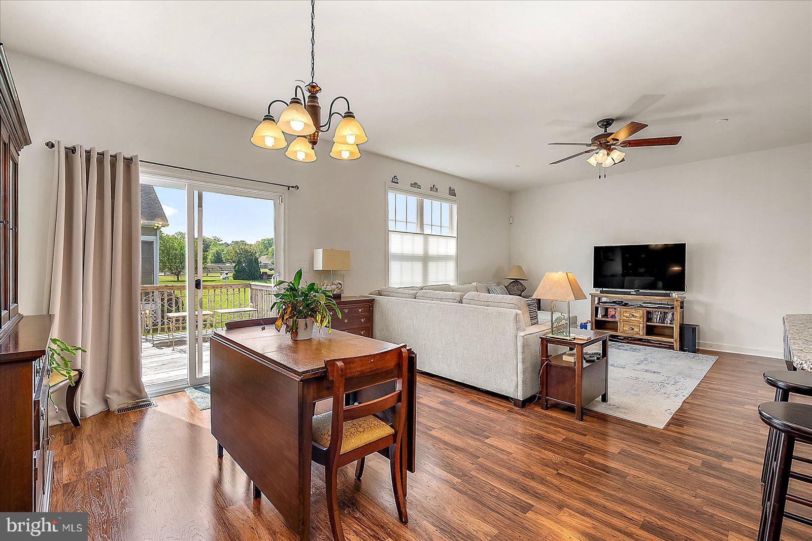 HUNT CLUB SOUTH - Residential