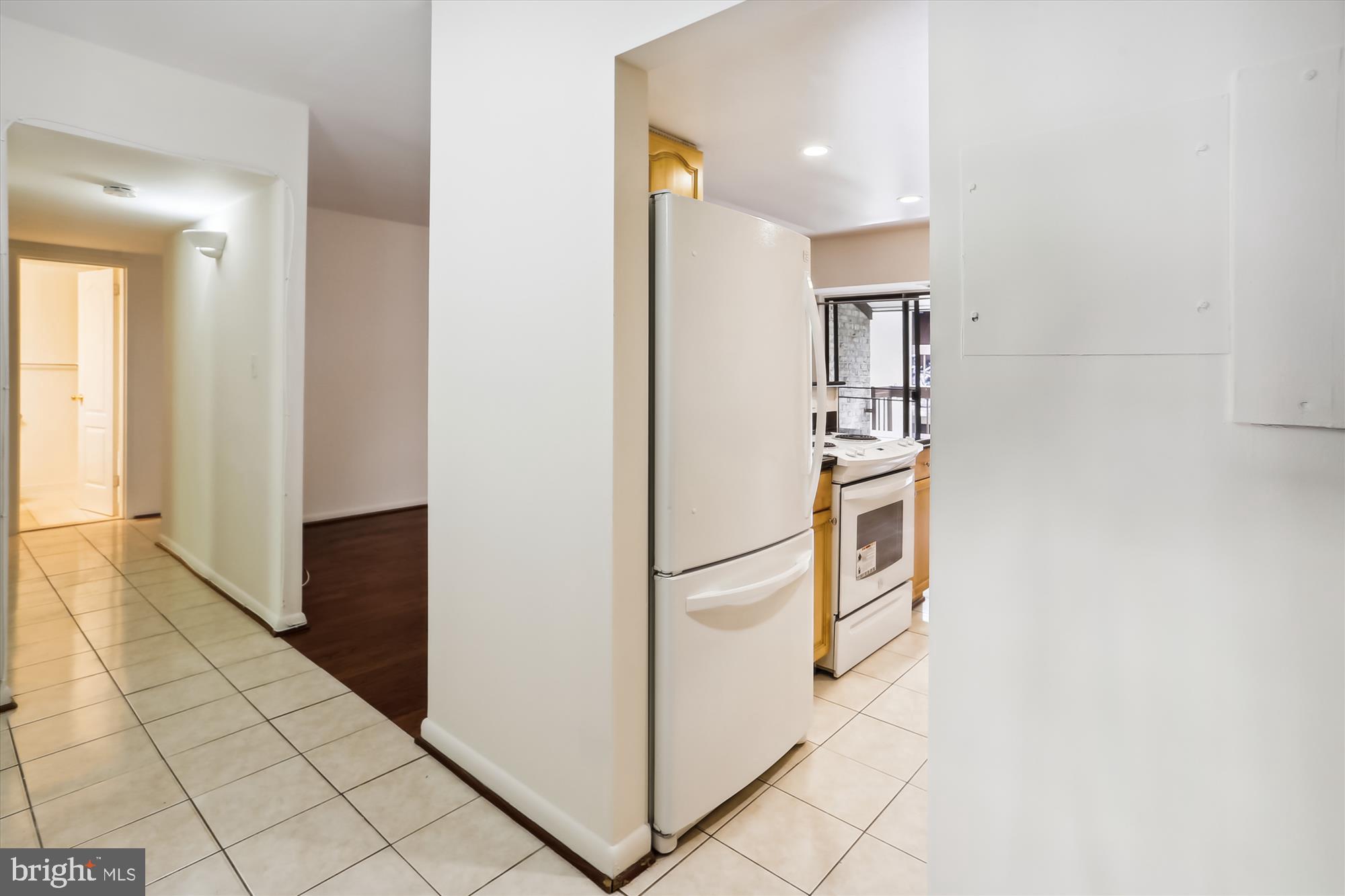 SHADOWOOD - Residential Lease