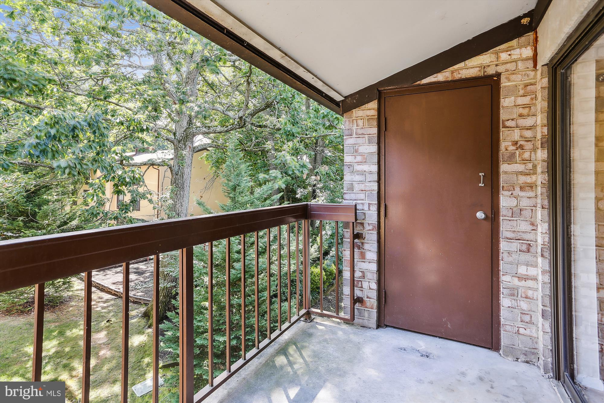 SHADOWOOD - Residential Lease