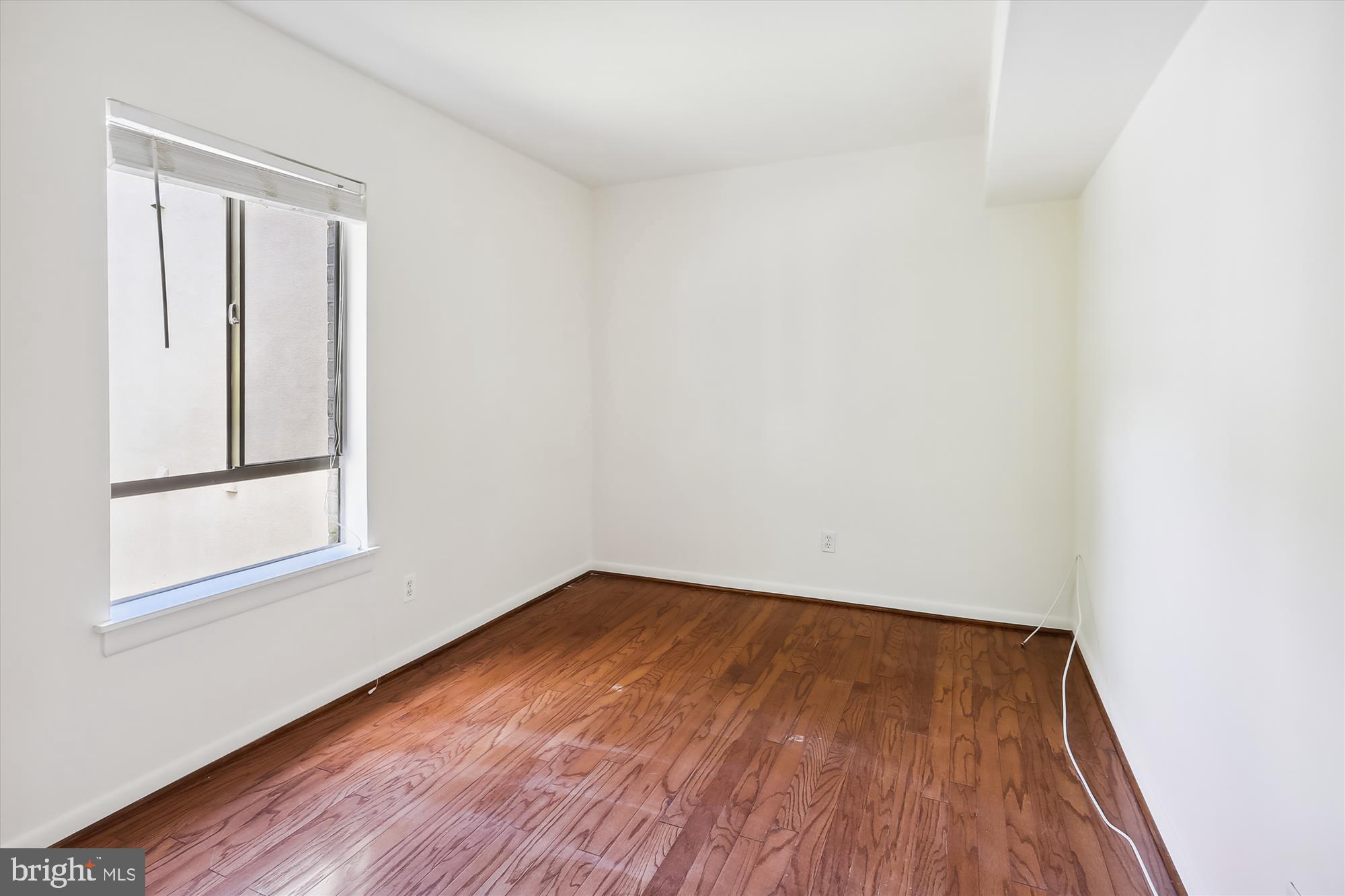 SHADOWOOD - Residential Lease