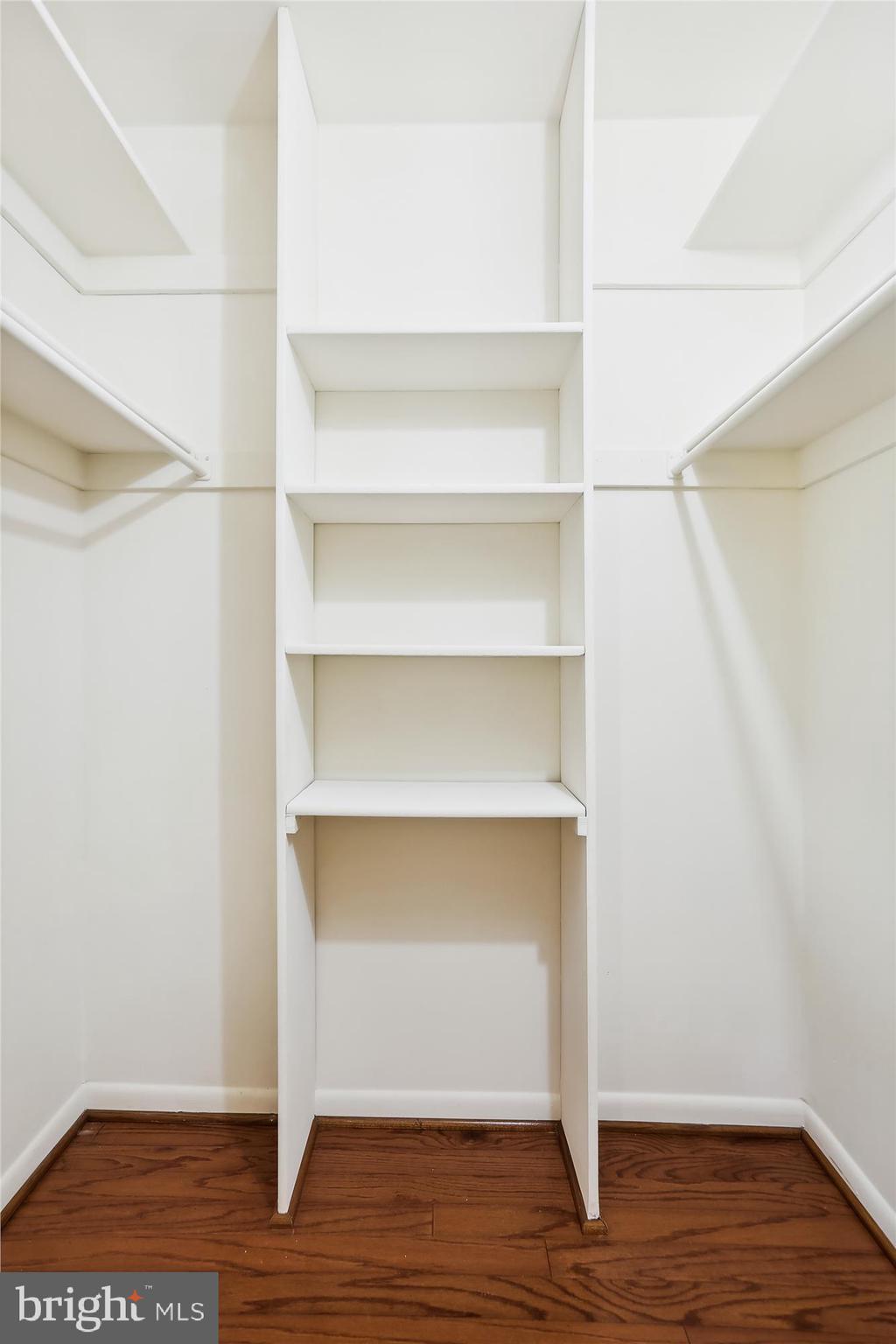 SHADOWOOD - Residential Lease