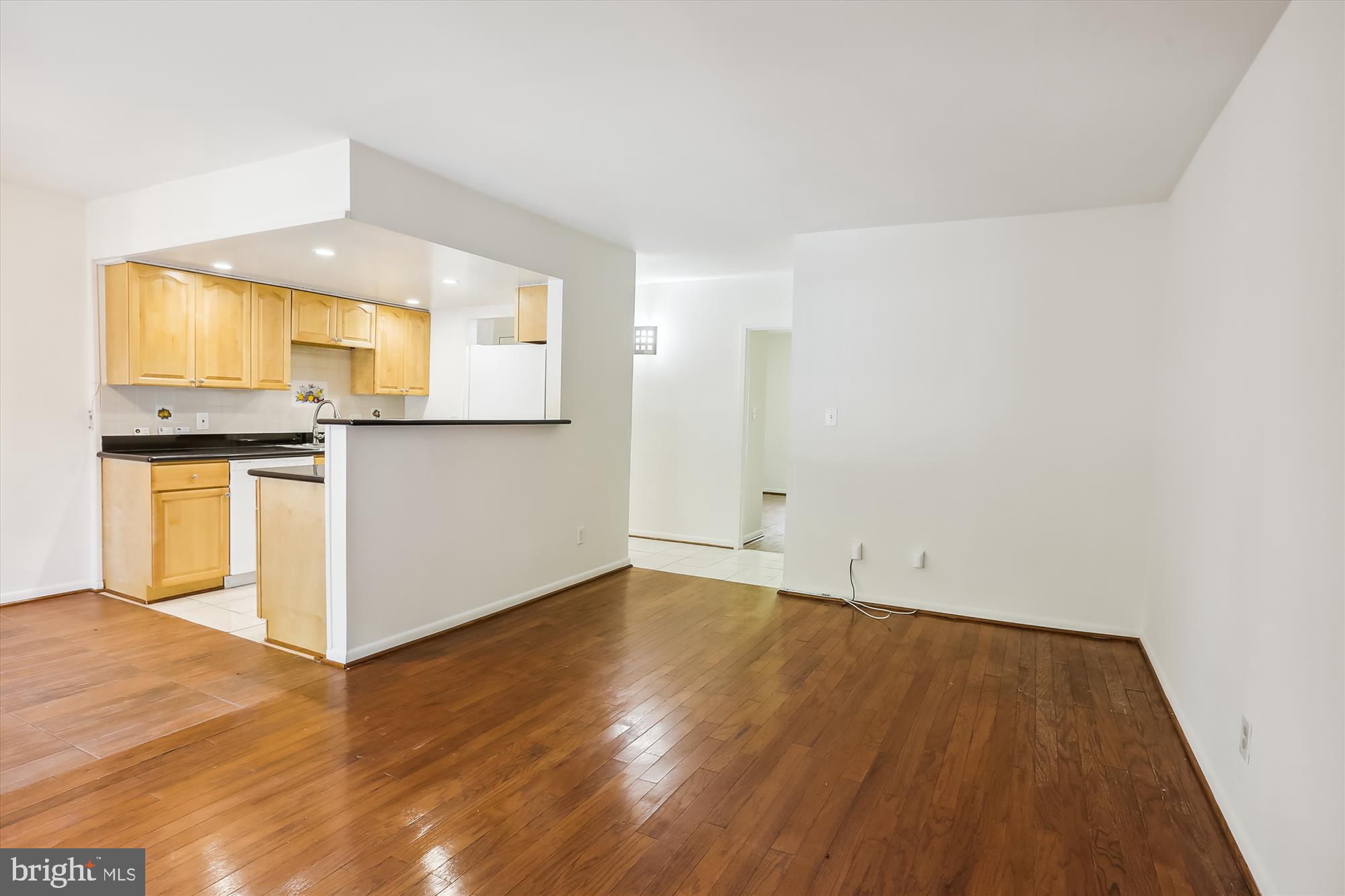 SHADOWOOD - Residential Lease