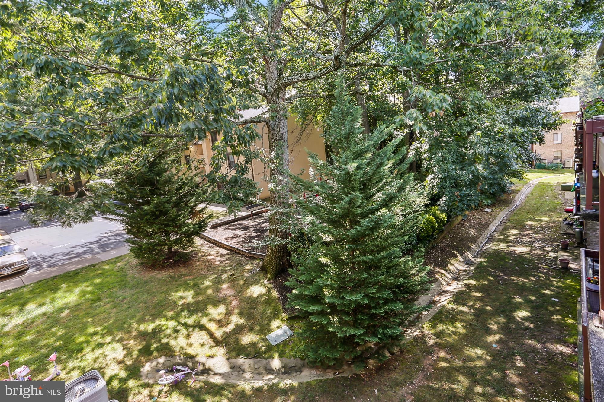 SHADOWOOD - Residential Lease