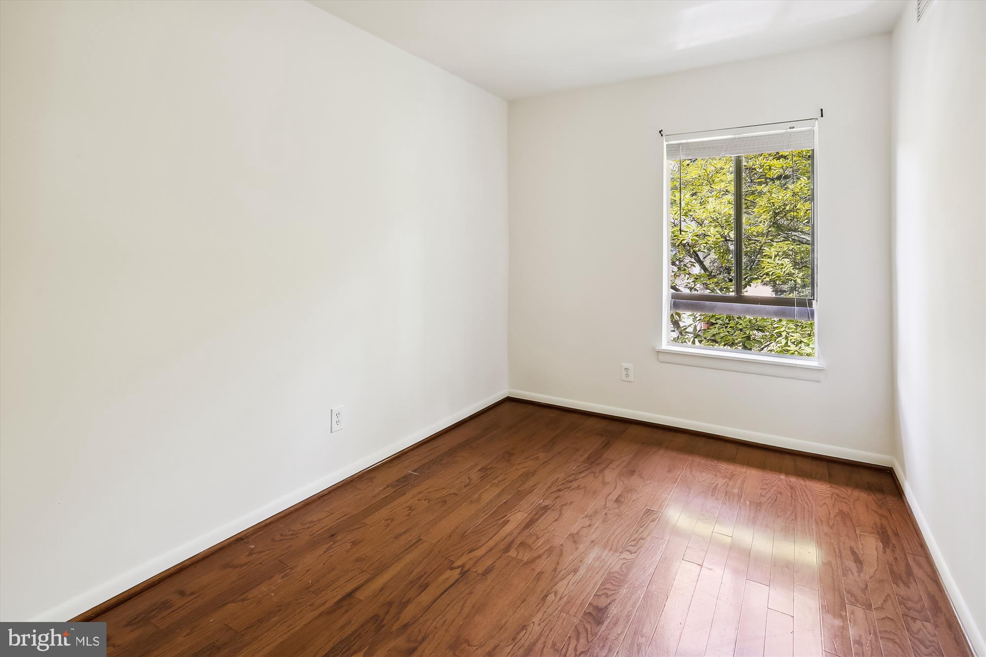 SHADOWOOD - Residential Lease