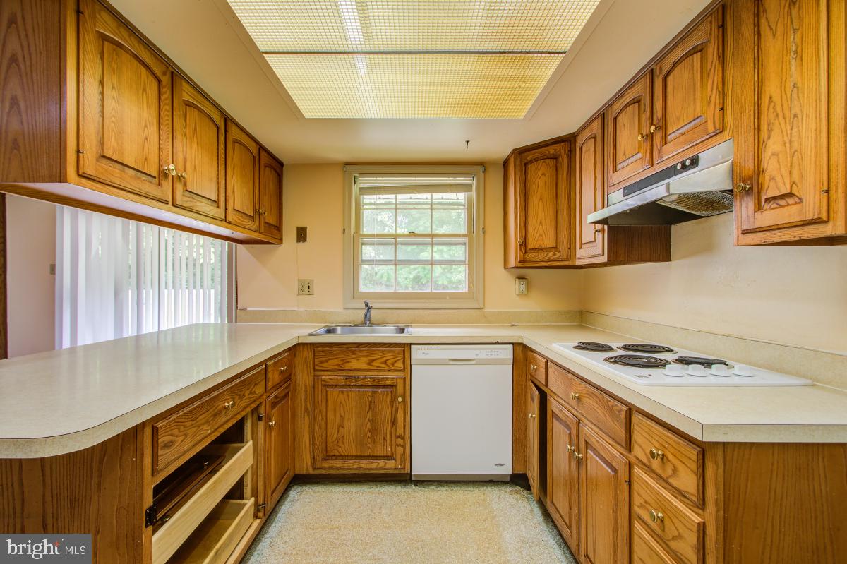 STRATHMORE AT BEL PRE - Residential