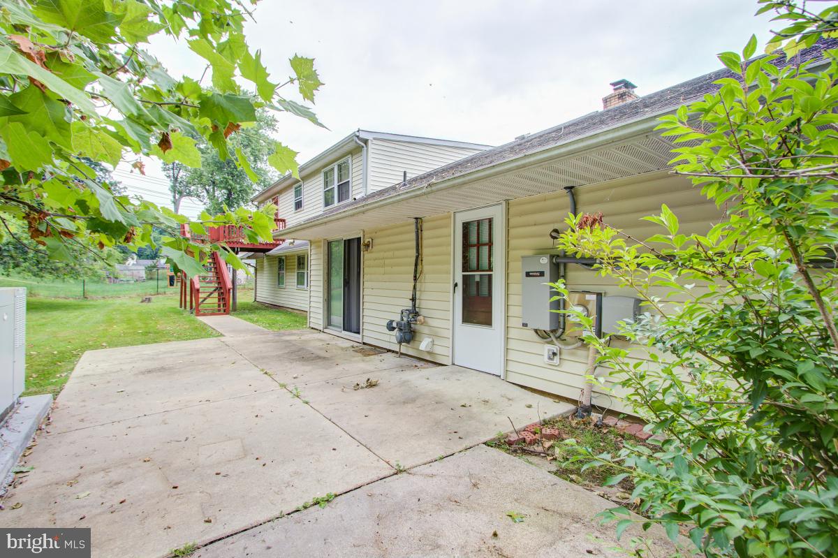 STRATHMORE AT BEL PRE - Residential