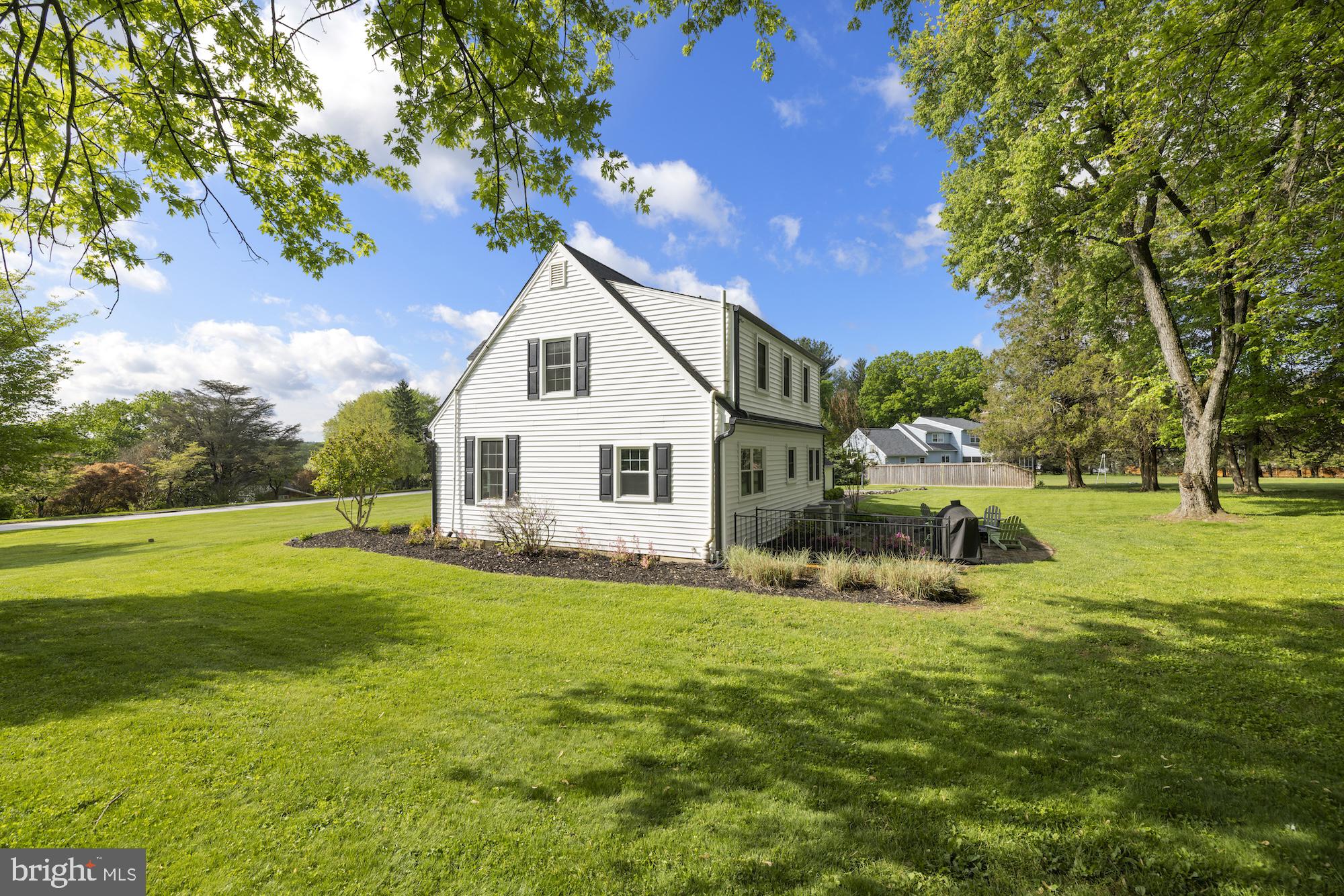GREEN HILL FARM - Residential