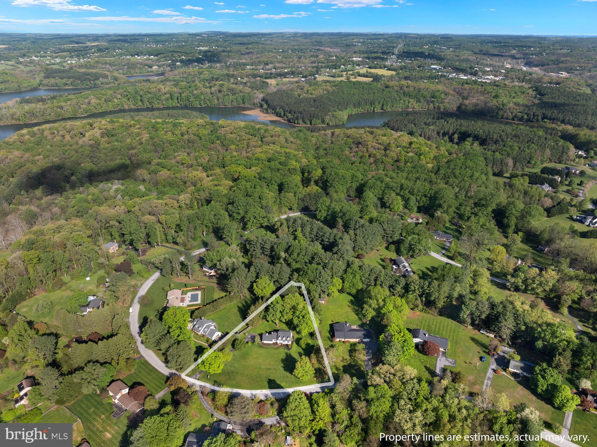 GREEN HILL FARM - Residential