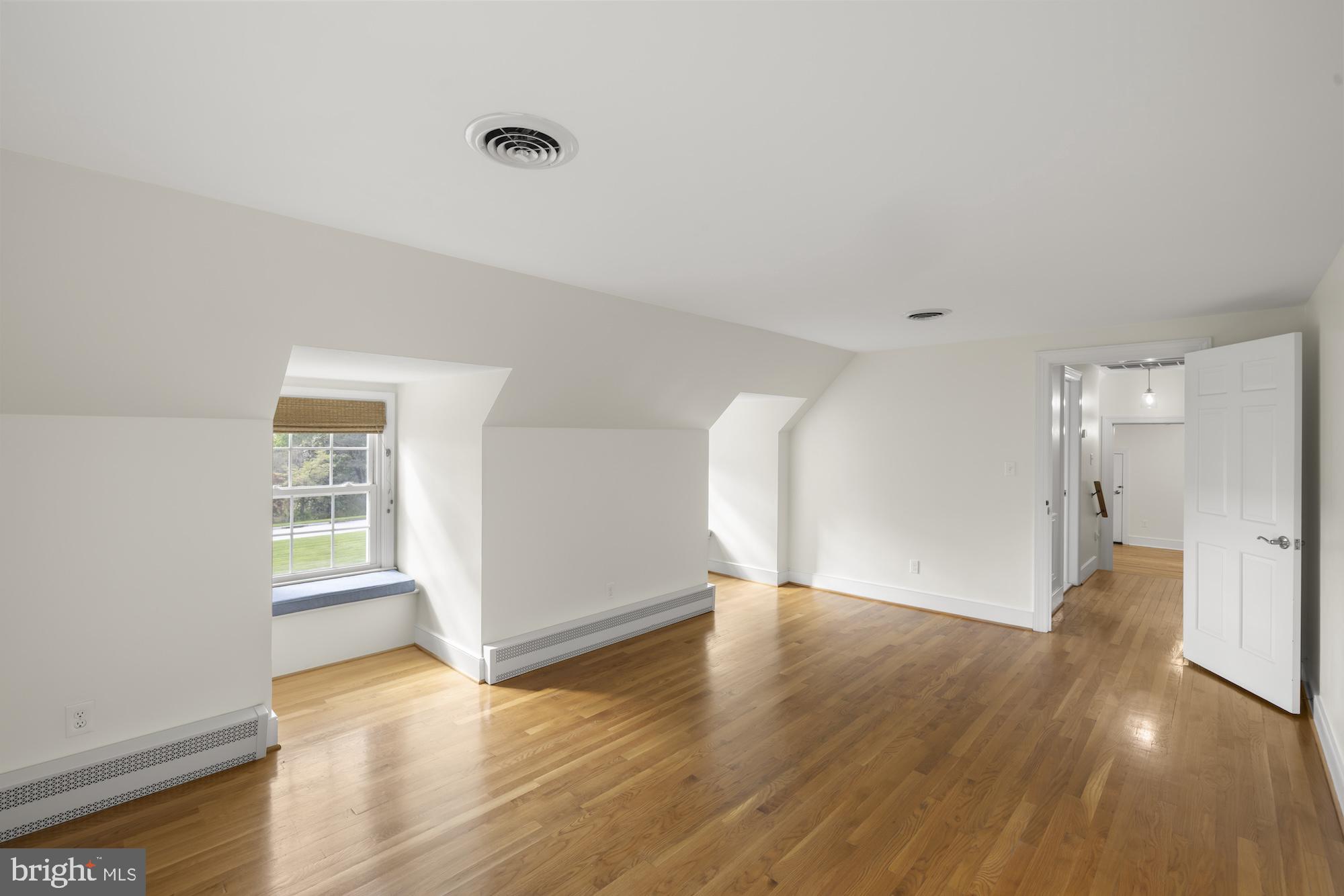 GREEN HILL FARM - Residential