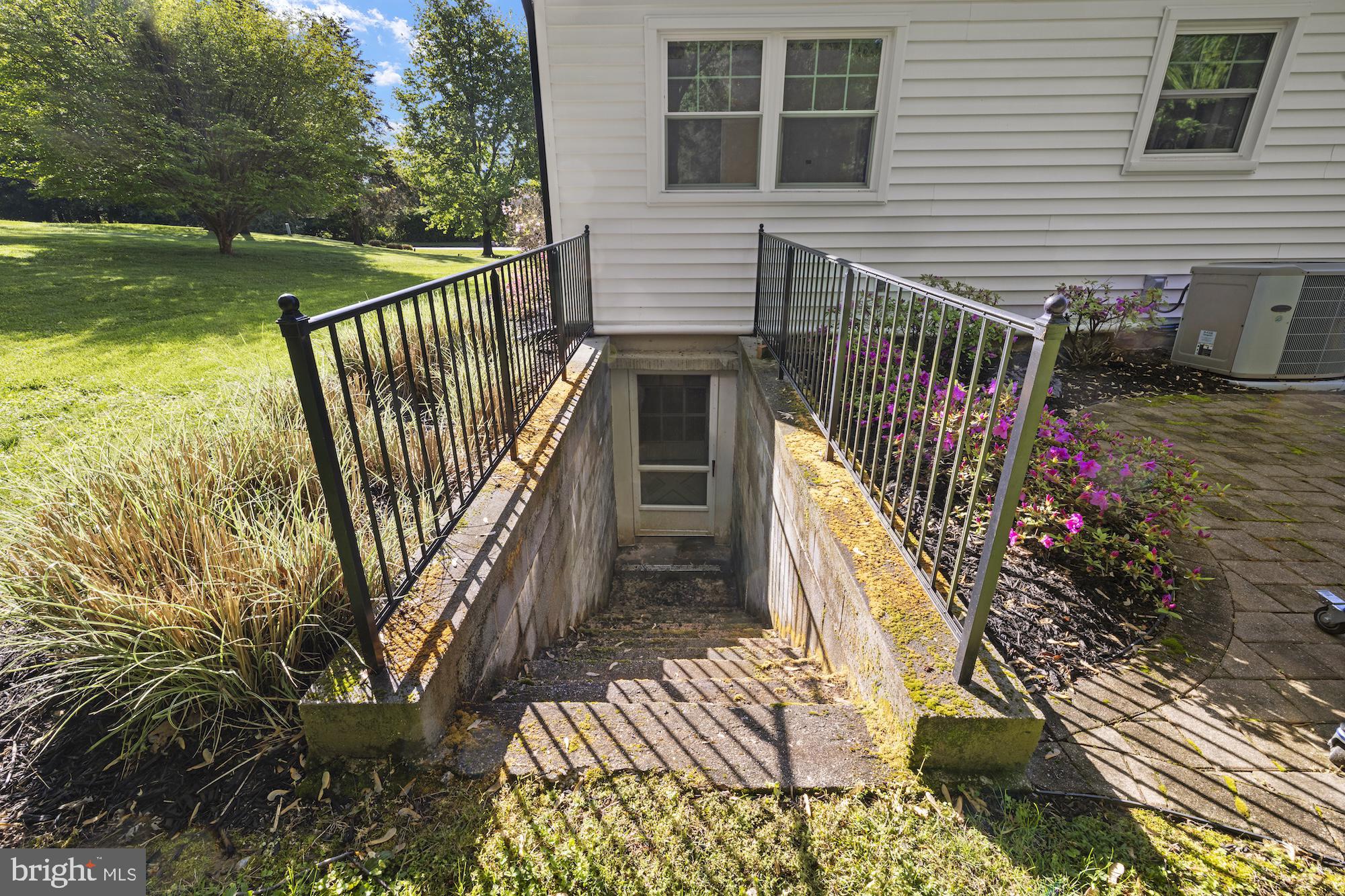 GREEN HILL FARM - Residential