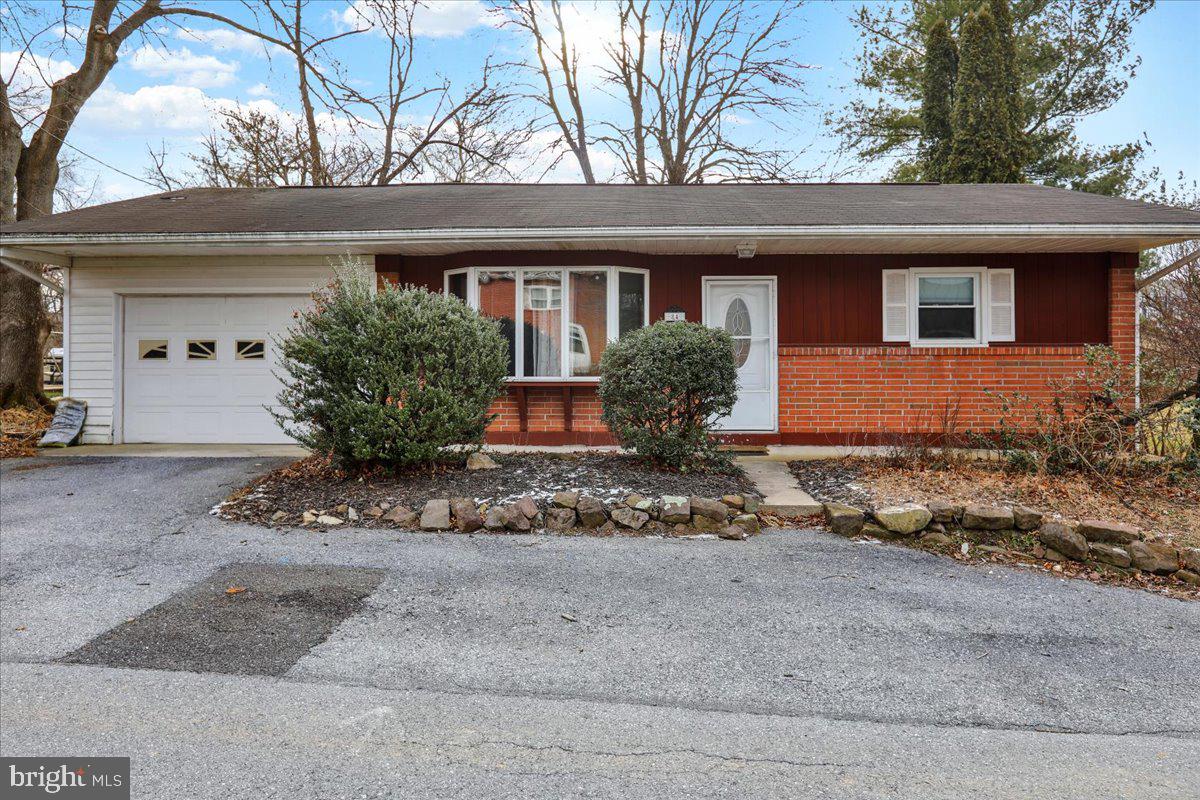 ANNVILLE - Residential