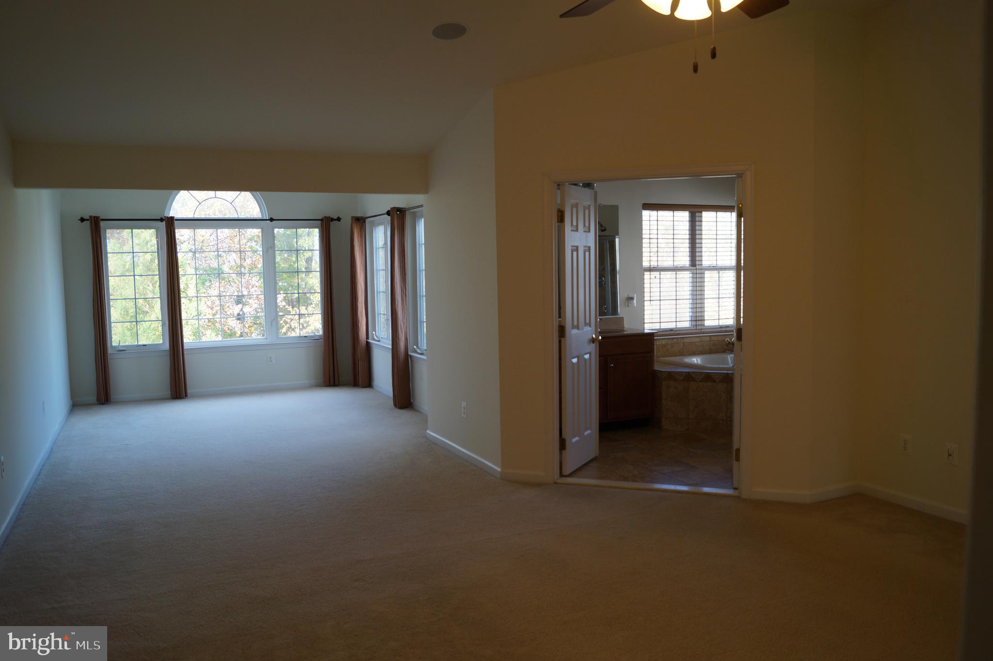 SOUTH RIDING - Residential Lease