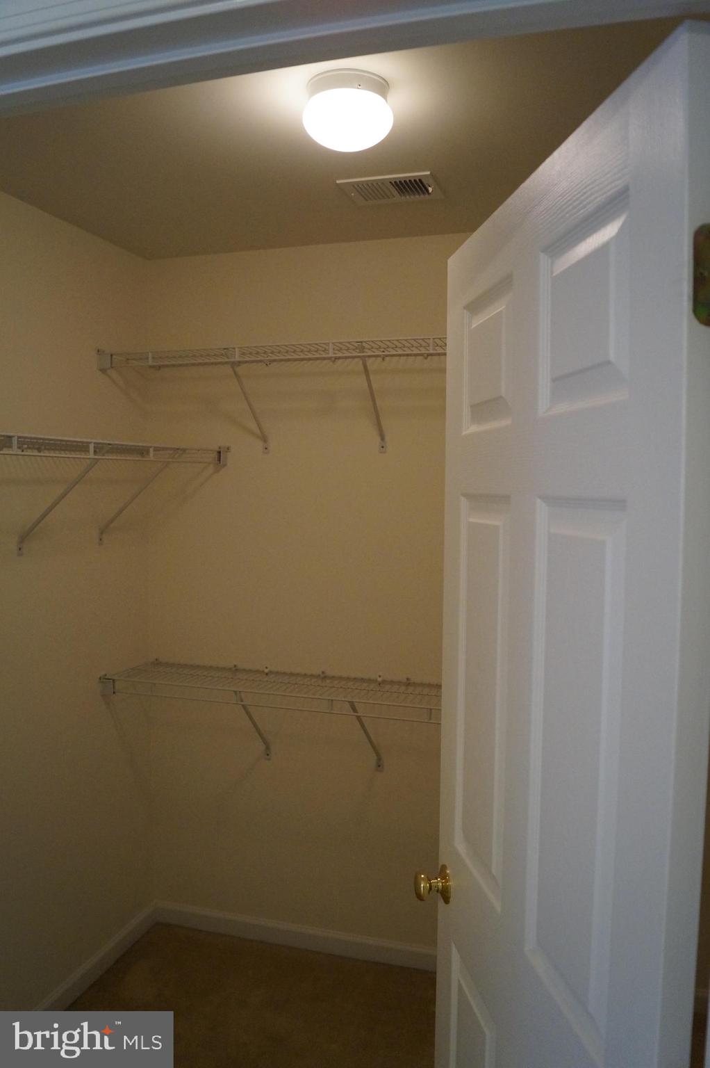 SOUTH RIDING - Residential Lease